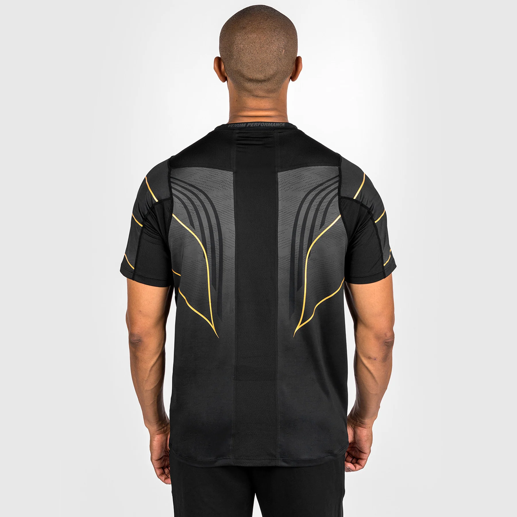 UFC Venum Personalisierte Authentische Fight Night 2.0 Herren Walkout Jersey - Champion - Image 2