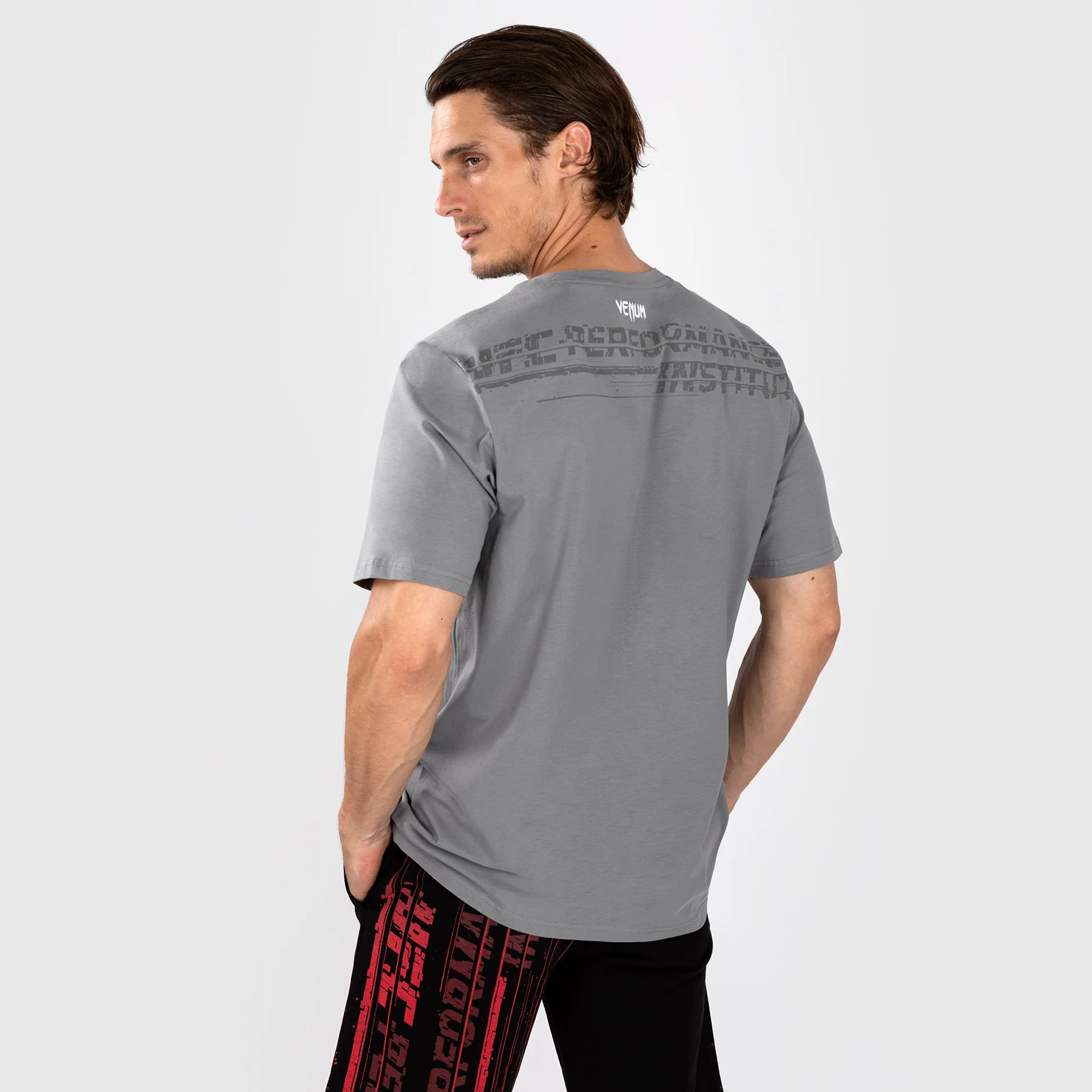 UFC Venum Performance Institute 2.0 Herren T-Shirt - Grau - Image 3