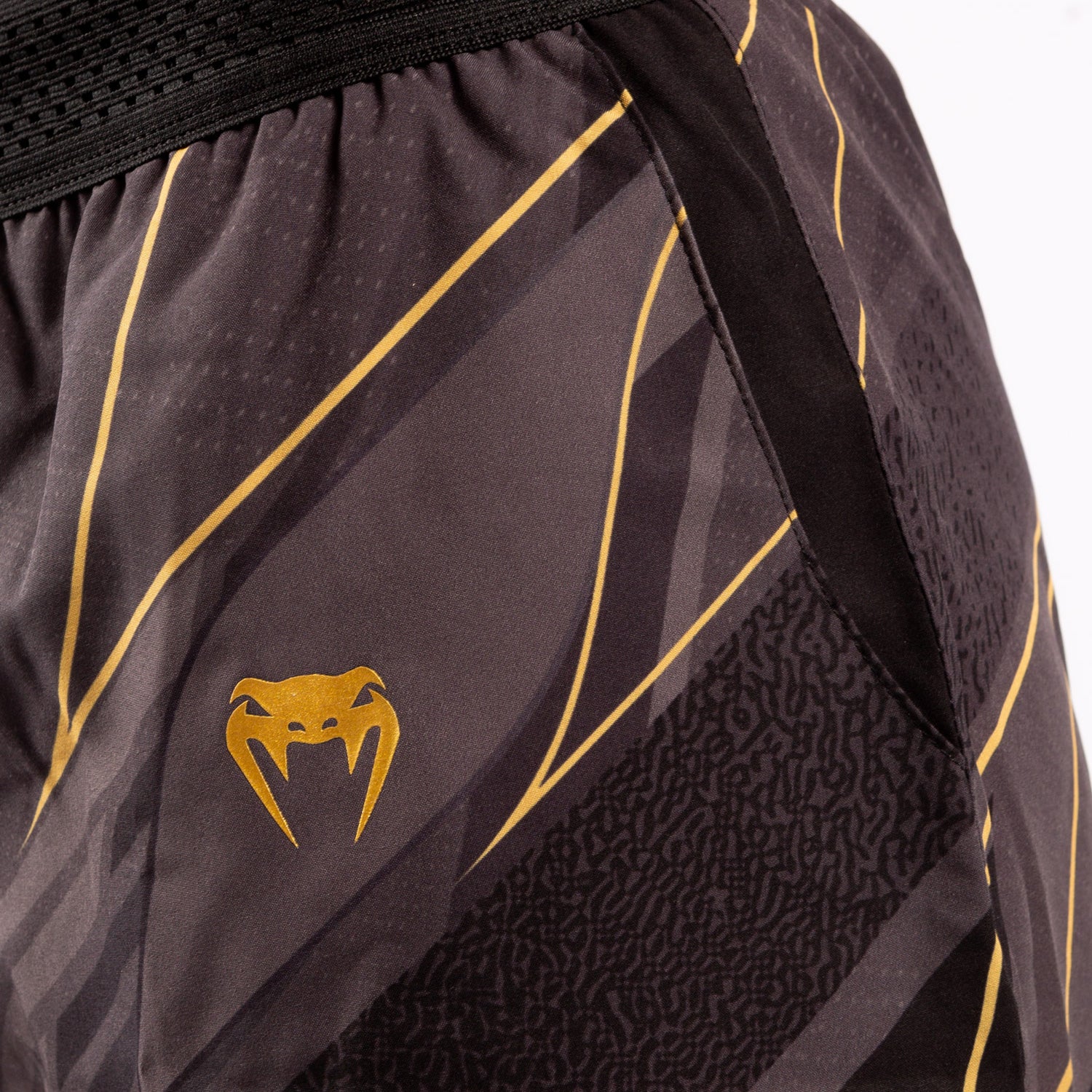 UFC Venum Replica Damen Shorts - Champion - Image 5
