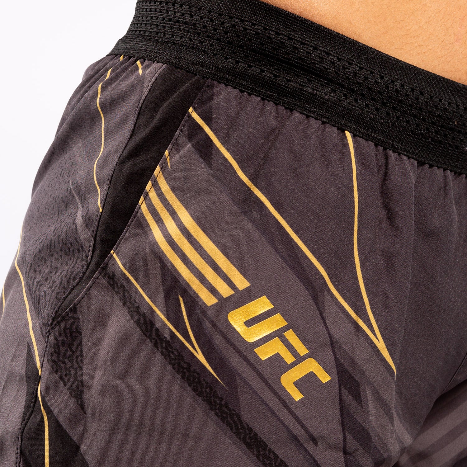 UFC Venum Replica Damen Shorts - Champion - Image 6