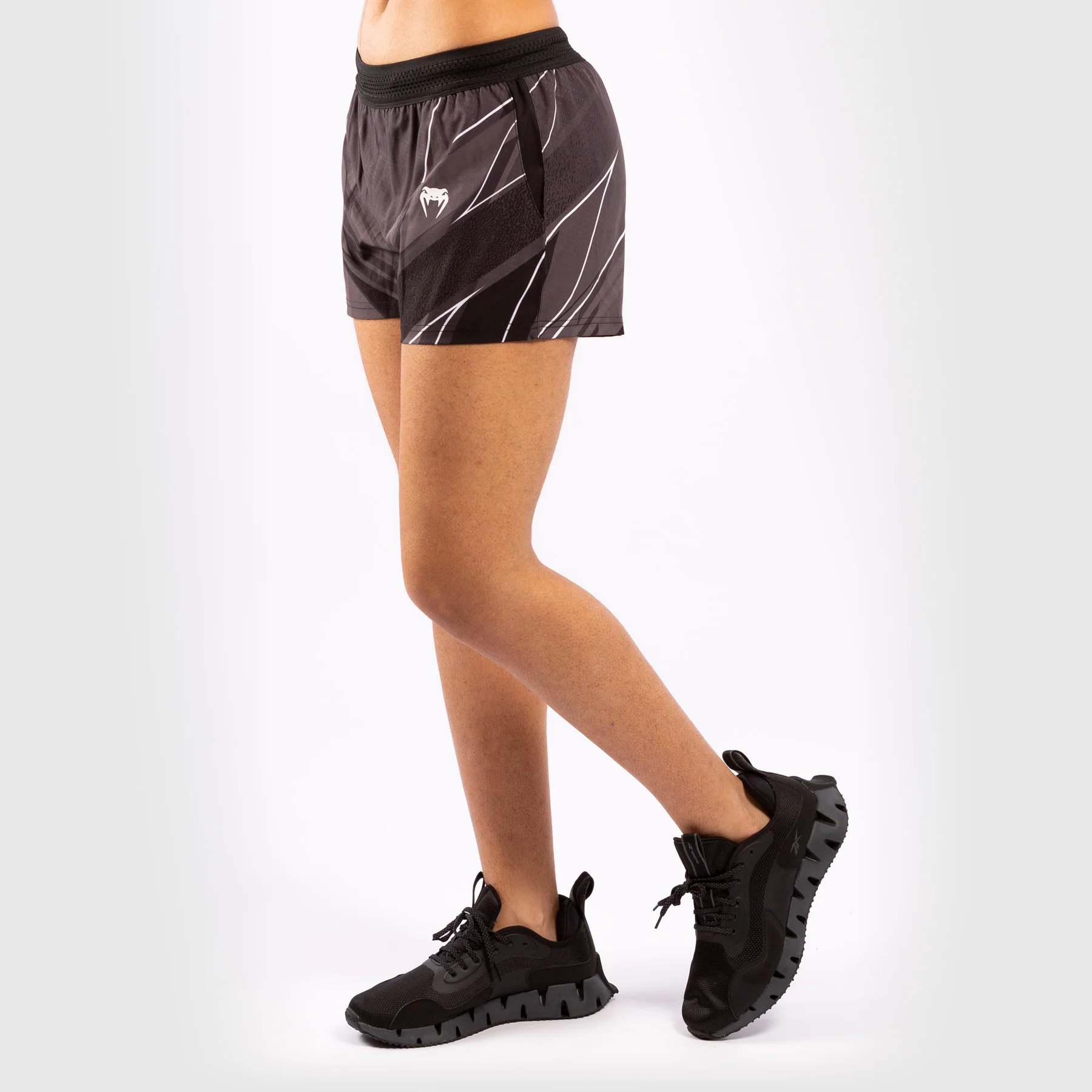 UFC Venum Replica Damen Shorts - Schwarz - Image 2