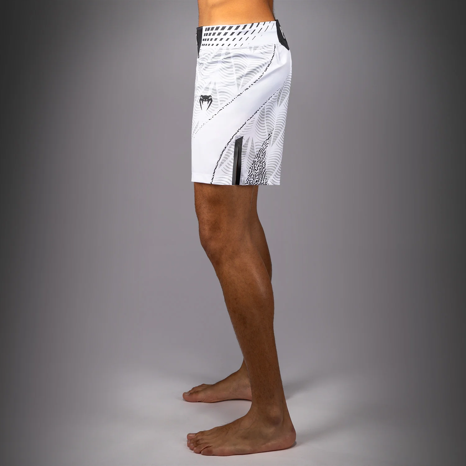 UFC Zenith by Venum Authentic Fight Night Kurze Passform Fight Short Herren - Weiß - Image 4
