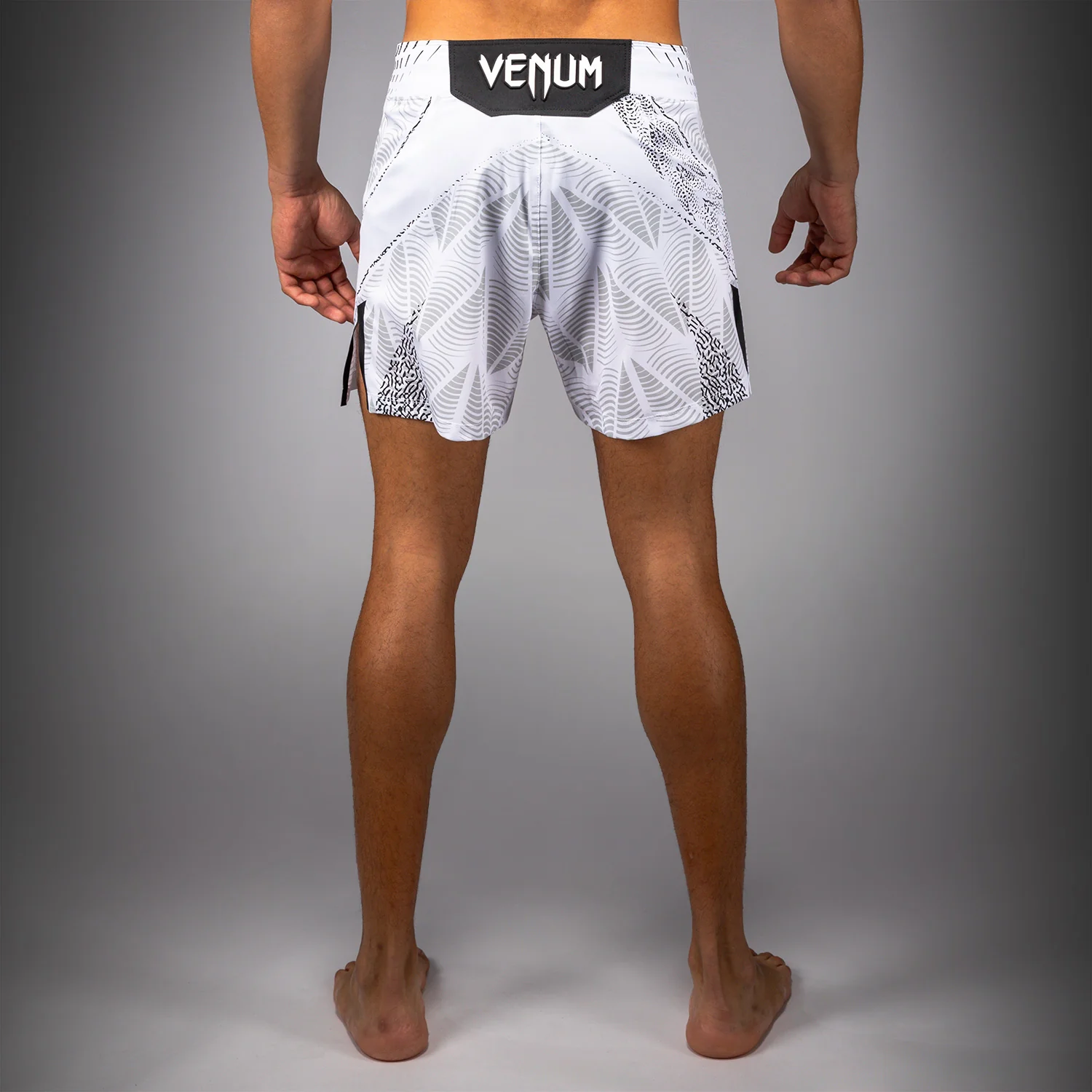 UFC Zenith by Venum Authentic Fight Night Kurze Passform Fight Short Herren - Weiß - Image 6