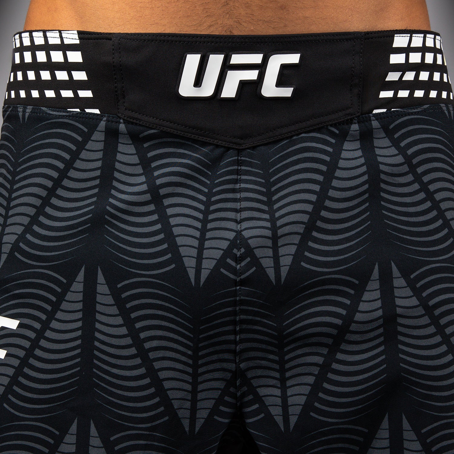 UFC Zenith by Venum Authentic Fight Night Lange Passform Fight Short Herren - Schwarz - Image 8
