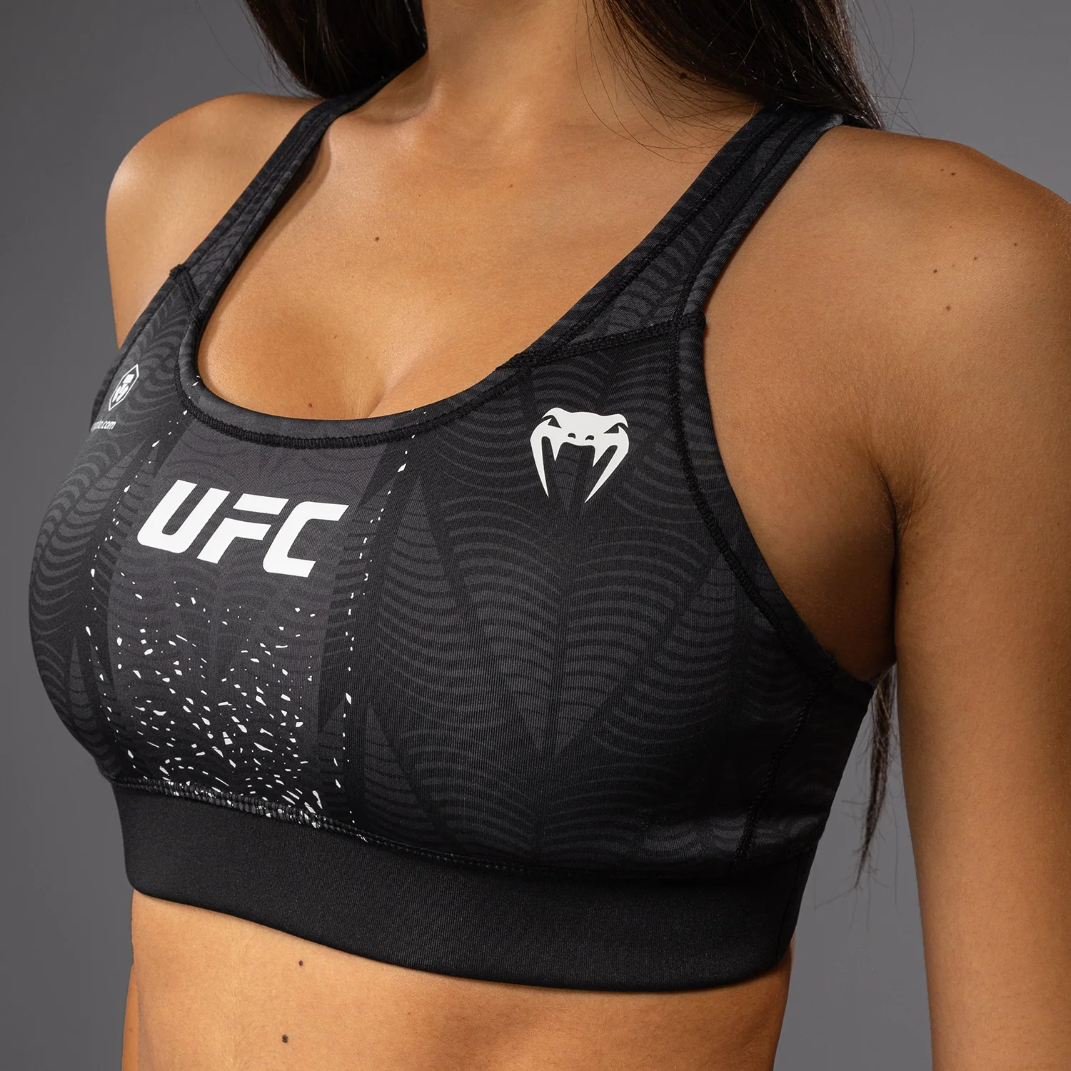 UFC Zenith by Venum Authentic Fight Night Sport-BH Damen - Schwarz - Image 6