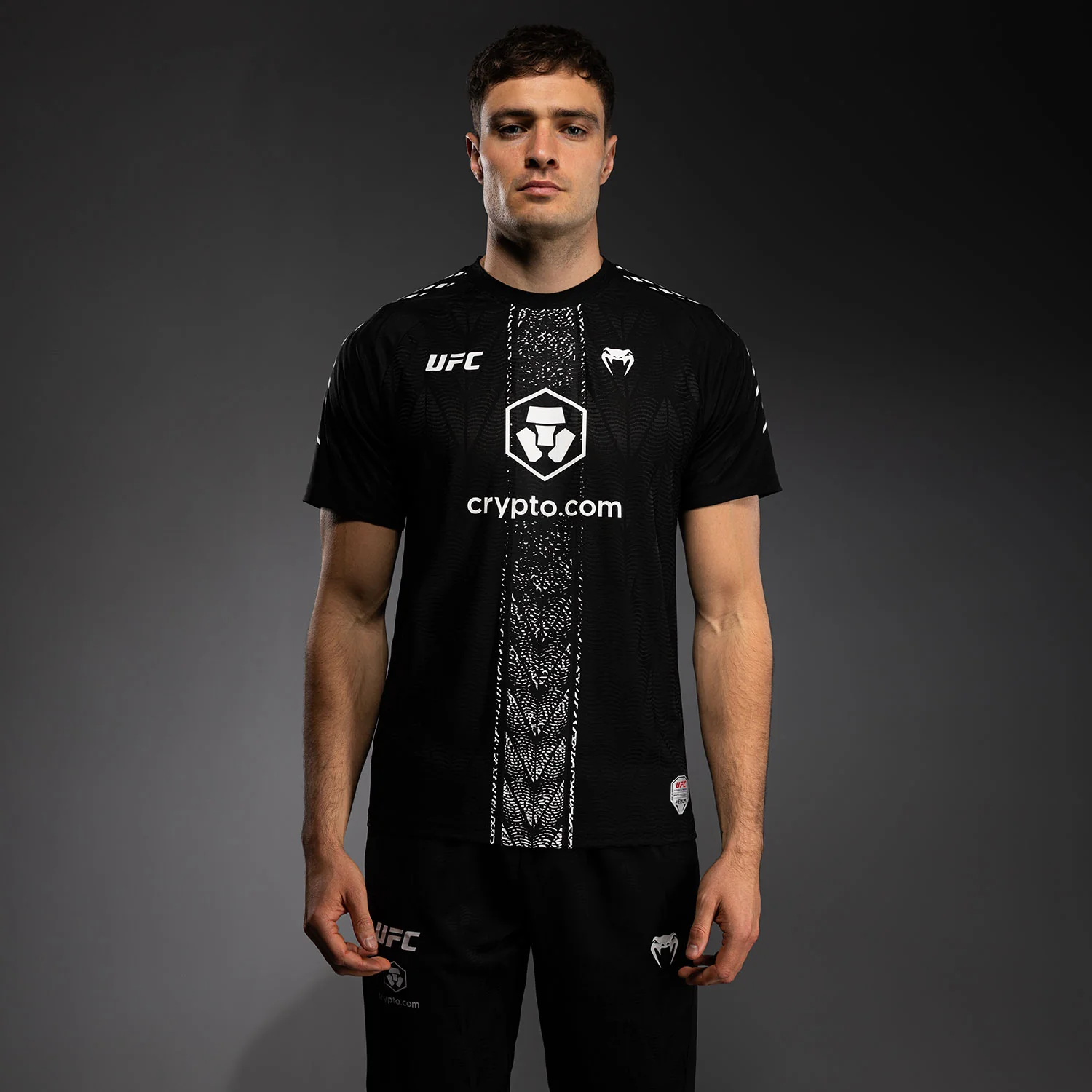 UFC Zenith by Venum Authentic Fight Night Offizielles Walkout-Trikot Herren - Schwarz