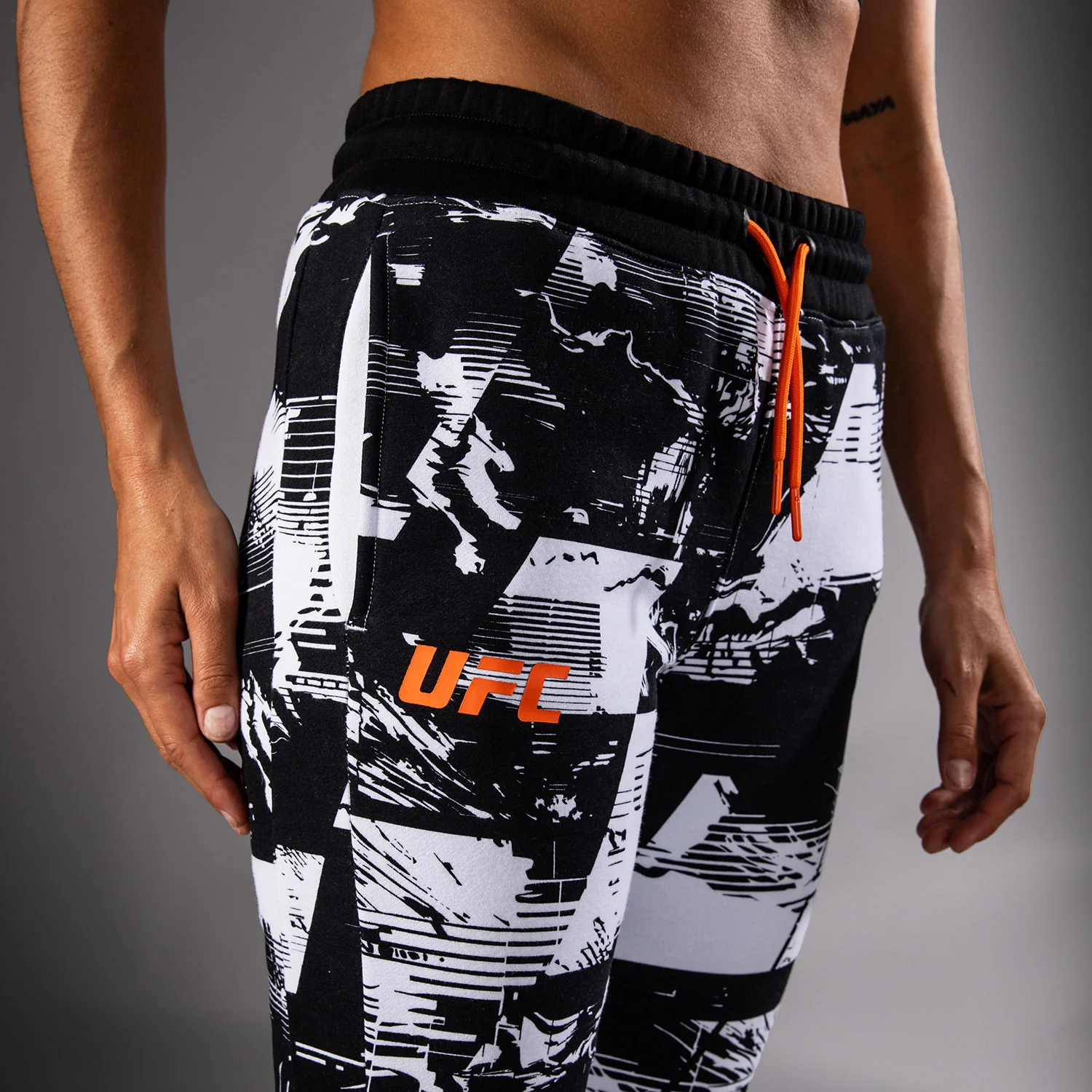 UFC Zenith by Venum Authentic Fight Week Hose Damen - Weiß - Image 5