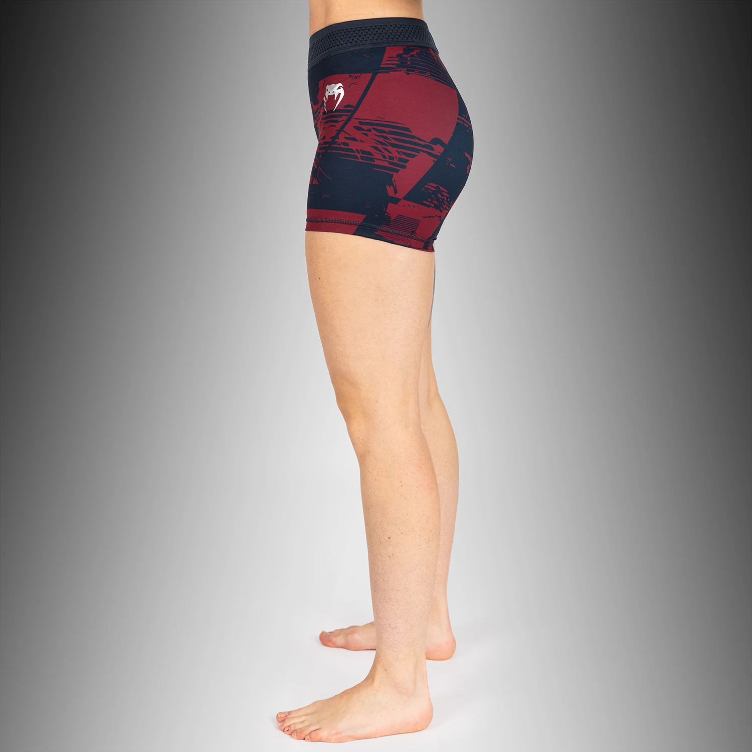 UFC Zenith by Venum Authentic Fight Week Performance Vale Tudo Short Damen - Marineblau/Burgunderrot/Silber - Image 2