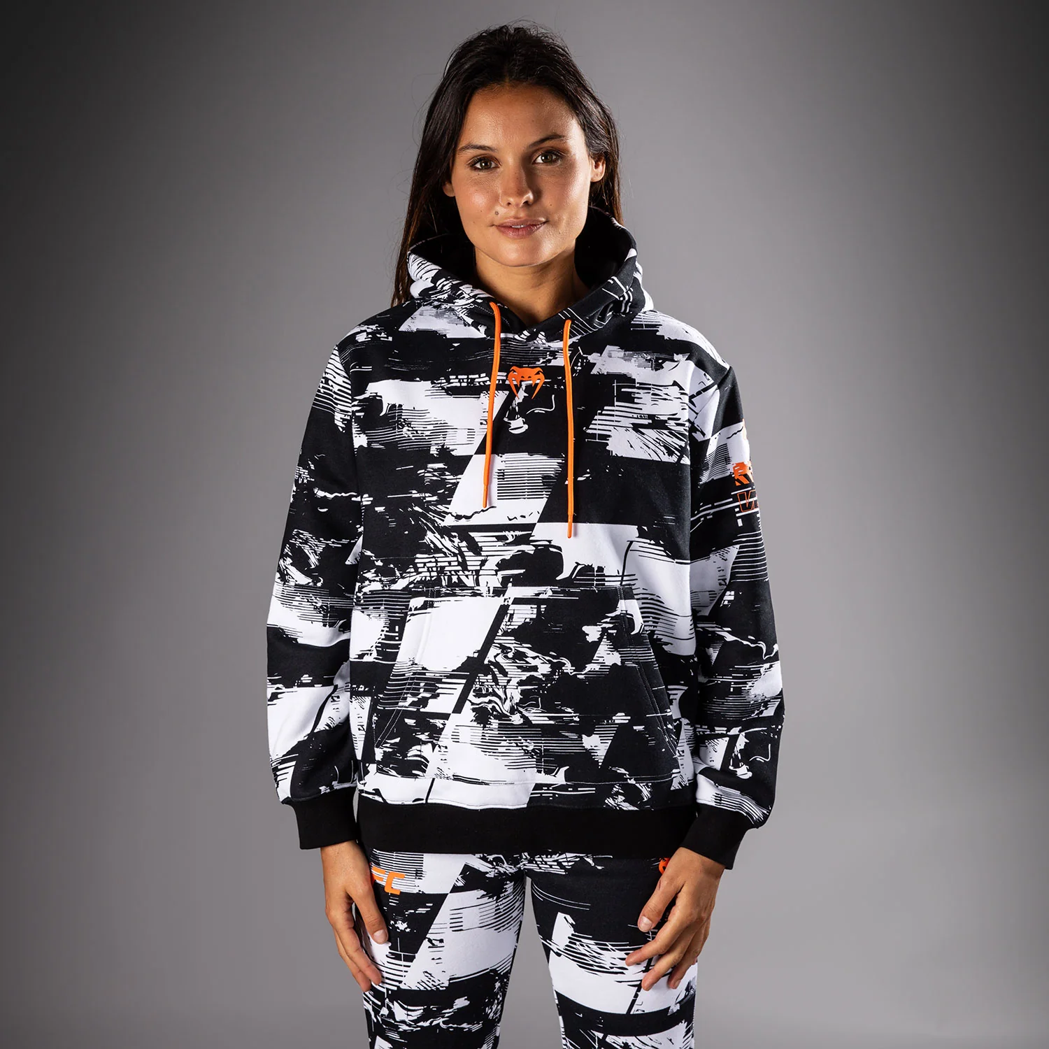 UFC Zenith by Venum Authentic Fight Week Pullover Hoodie Damen - Weiß
