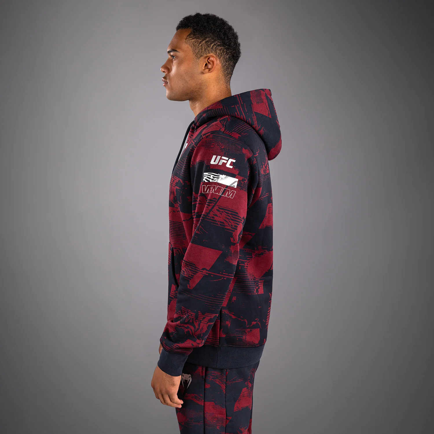UFC Zenith by Venum Authentic Fight Week Pullover Hoodie Herren - Marineblau/Burgunderrot/Silber - Image 4
