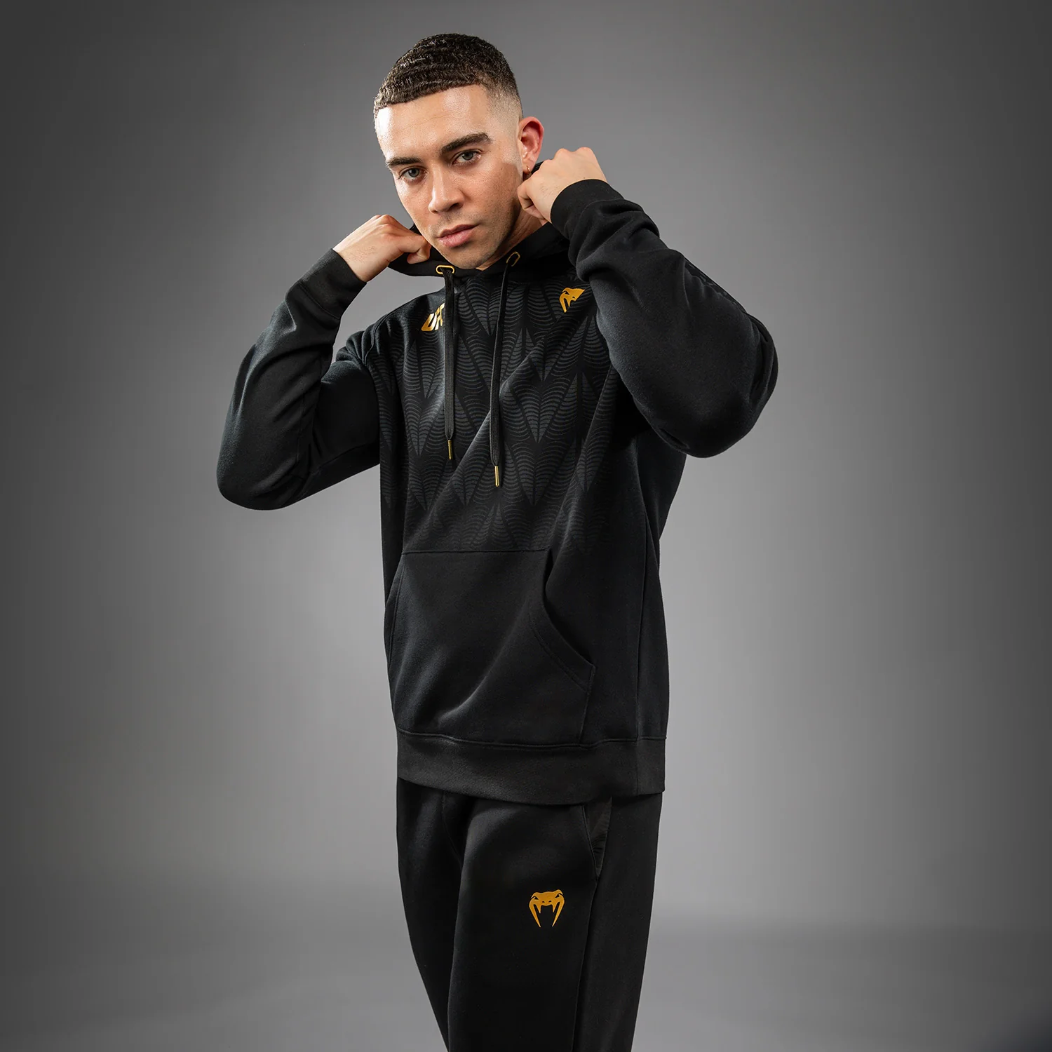 UFC Zenith by Venum Replica Pullover Hoodie Herren - Champion - Image 2