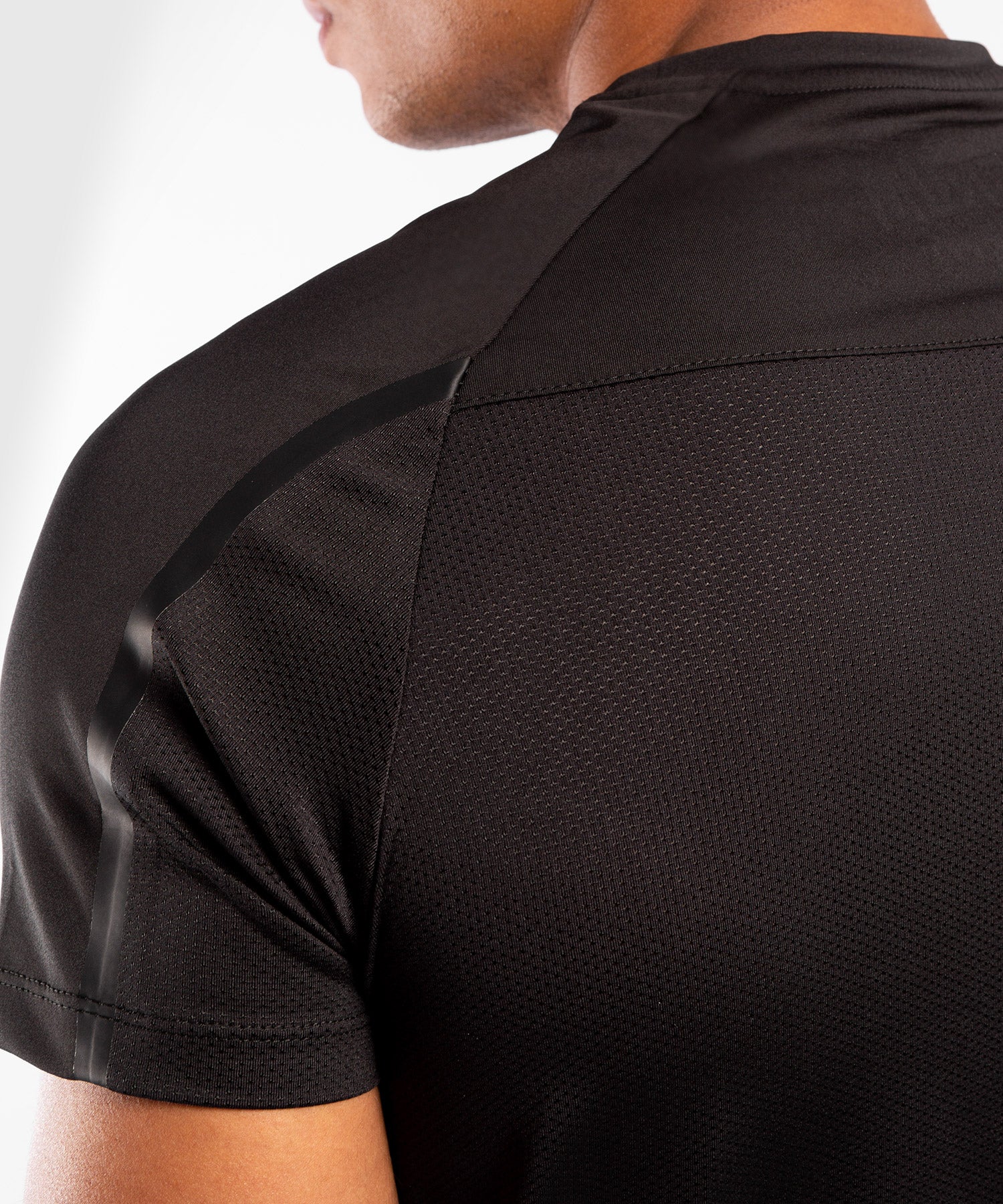 Venum Classic Dry Tech T-shirt - Schwarz - Image 6