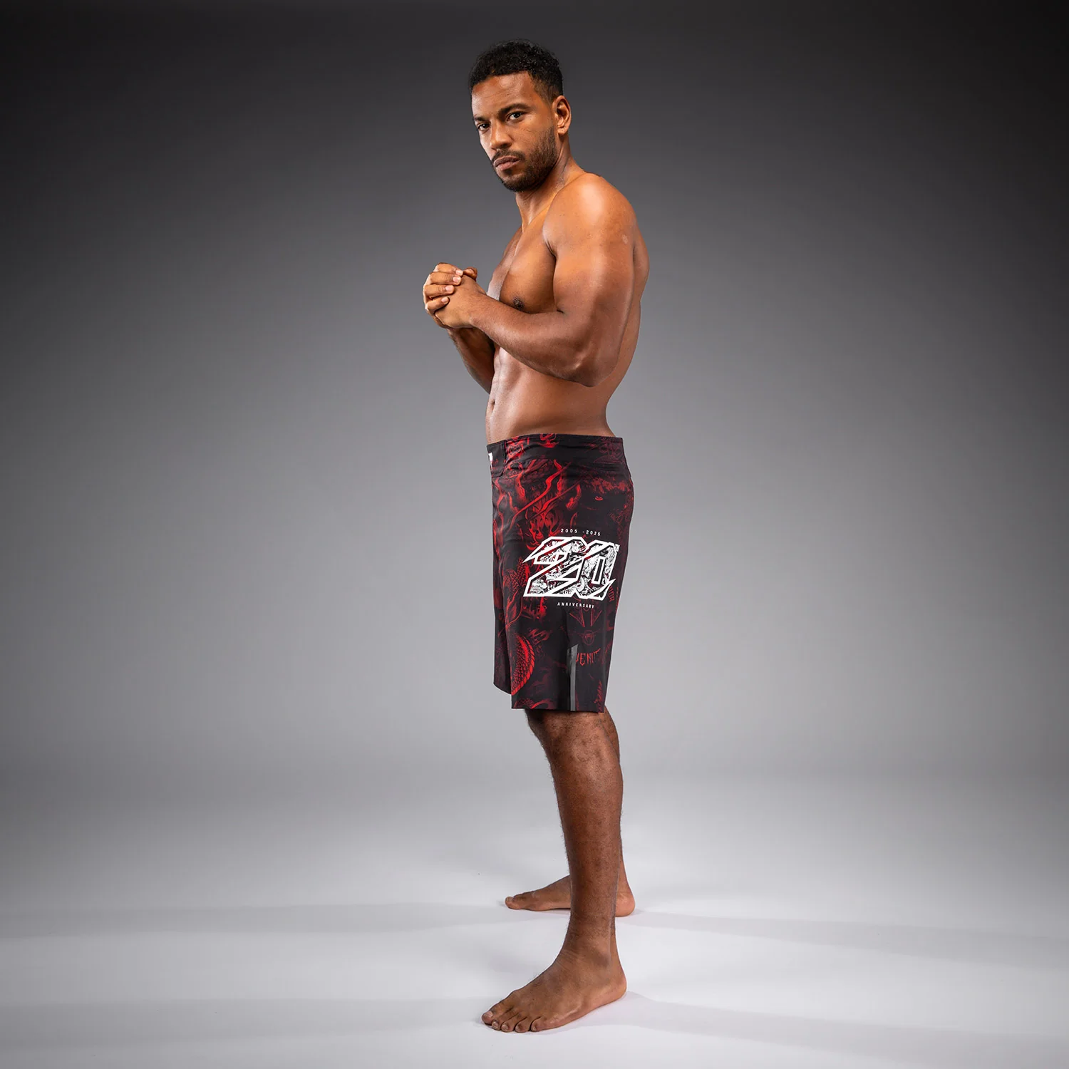Venum 20th Anniversary Fightshorts - Schwarz/Rot - Image 7