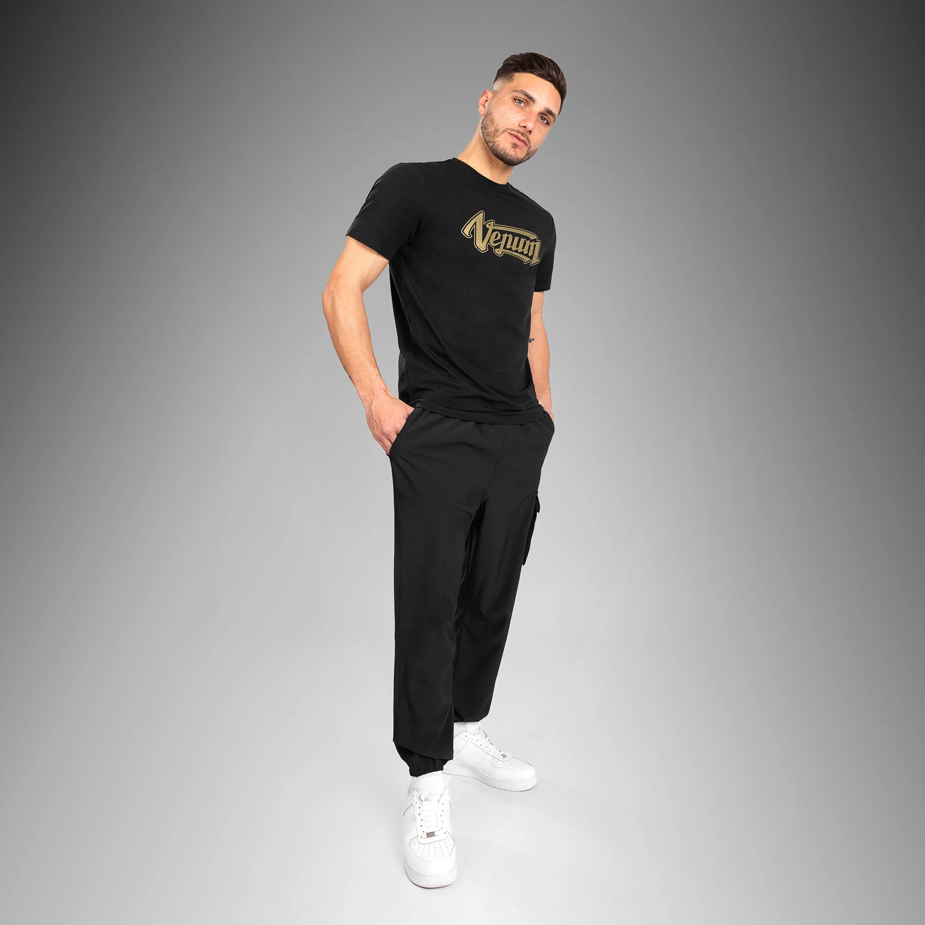 Venum Absolute 2.0 T-Shirt – Angepasste Passform – Schwarz/Gold - Image 4