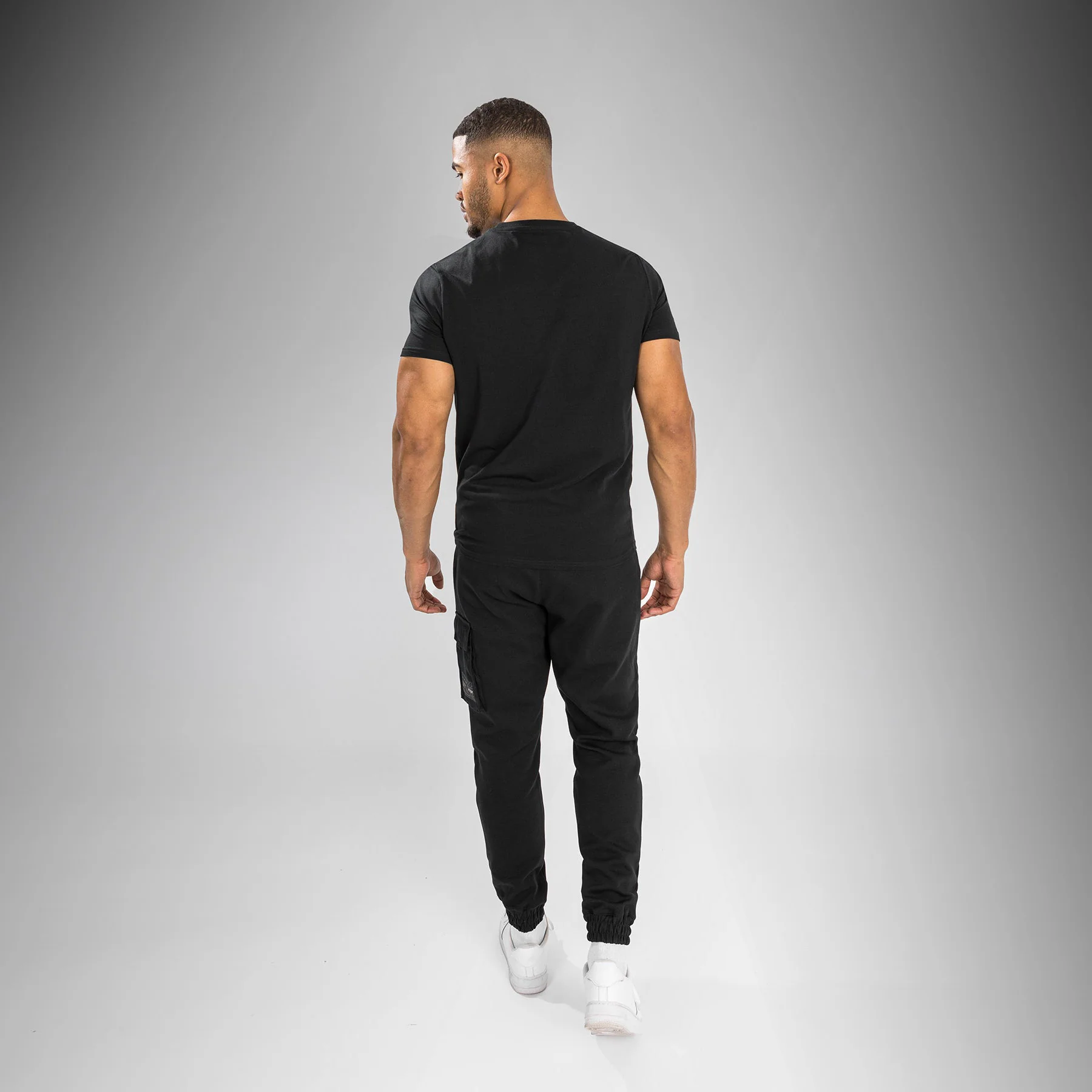 Venum Absolute 2.0 T-Shirt – Angepasste Passform – Schwarz/Gold - Image 6