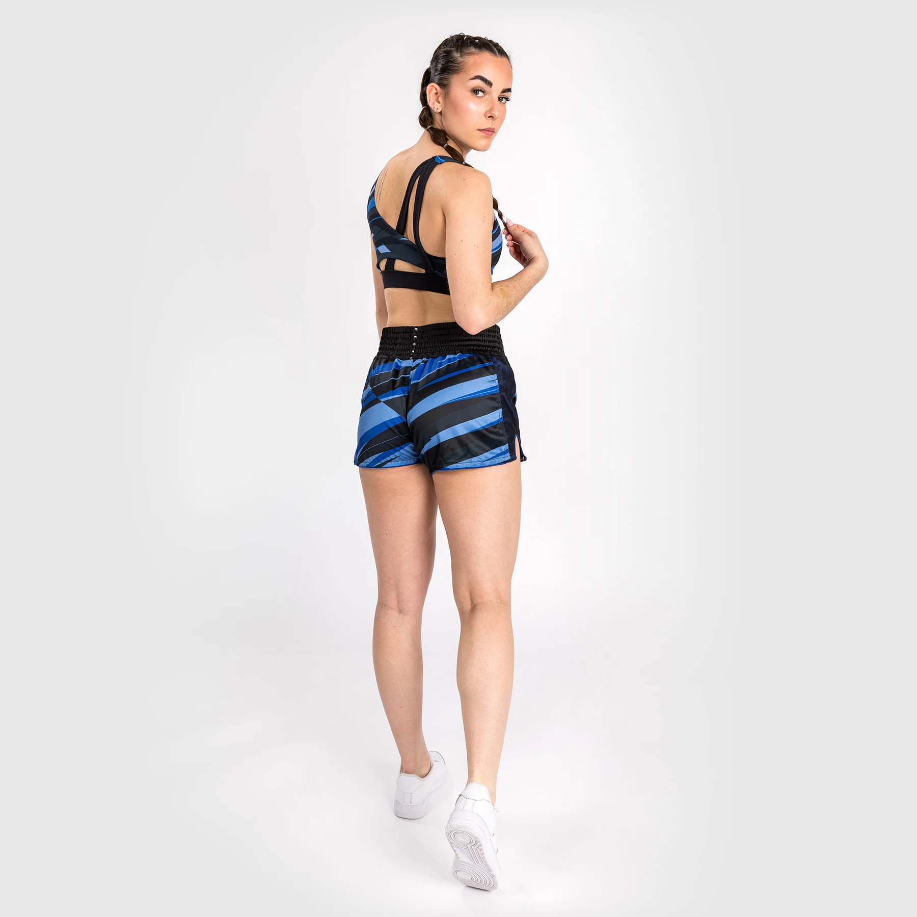 Venum Abyss Frauen Muay Thai Shorts - Schattenblau - Image 4