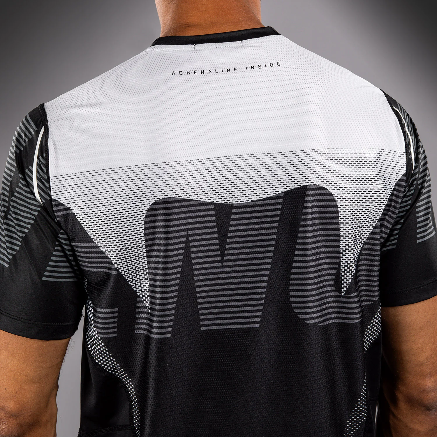 Venum Adrenaline Dry Tech T-Shirt – Schwarz/Silbergrau - Image 5
