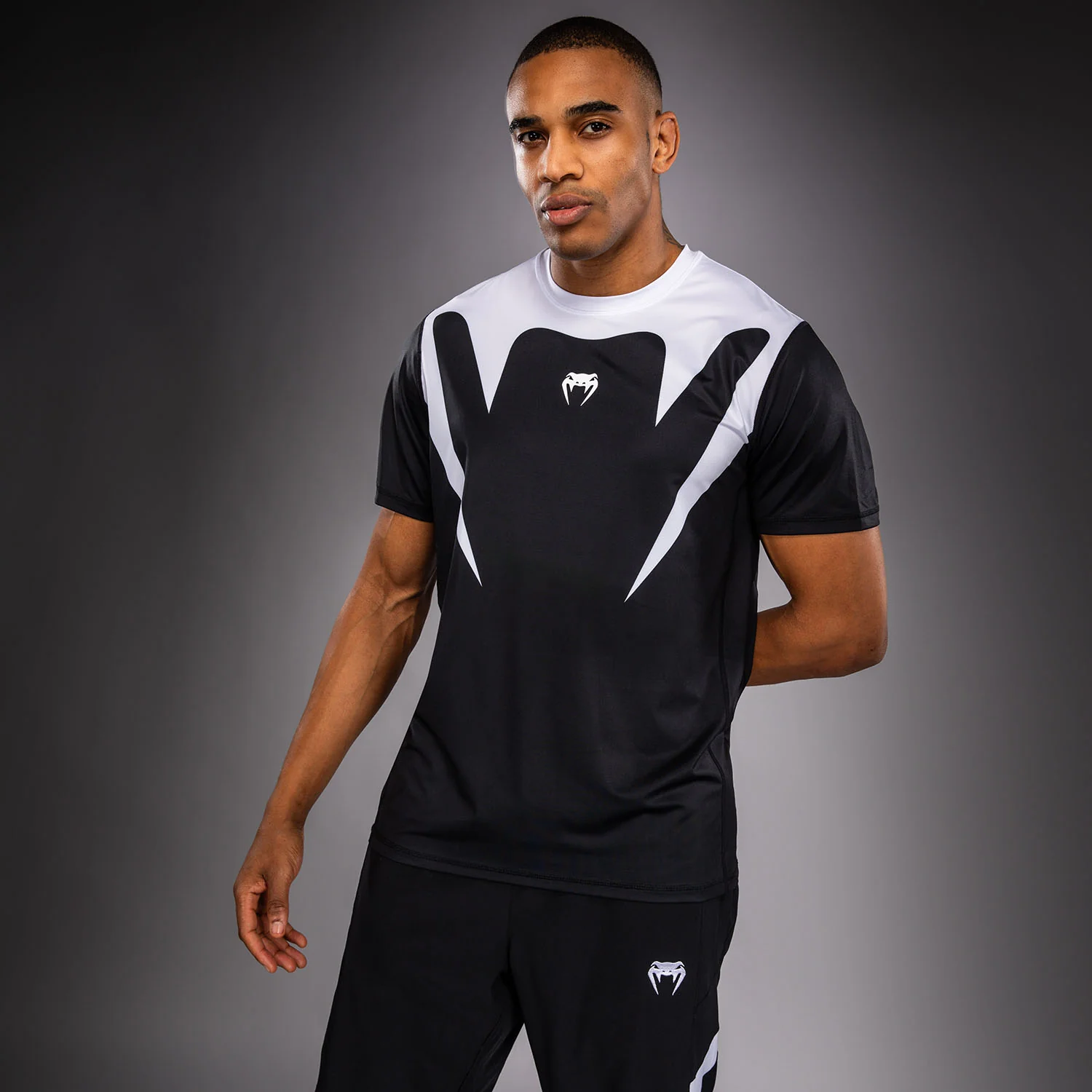 Venum Attack 90 Dry-Tech-T-Shirt – Weiß/Schwarz - Image 3