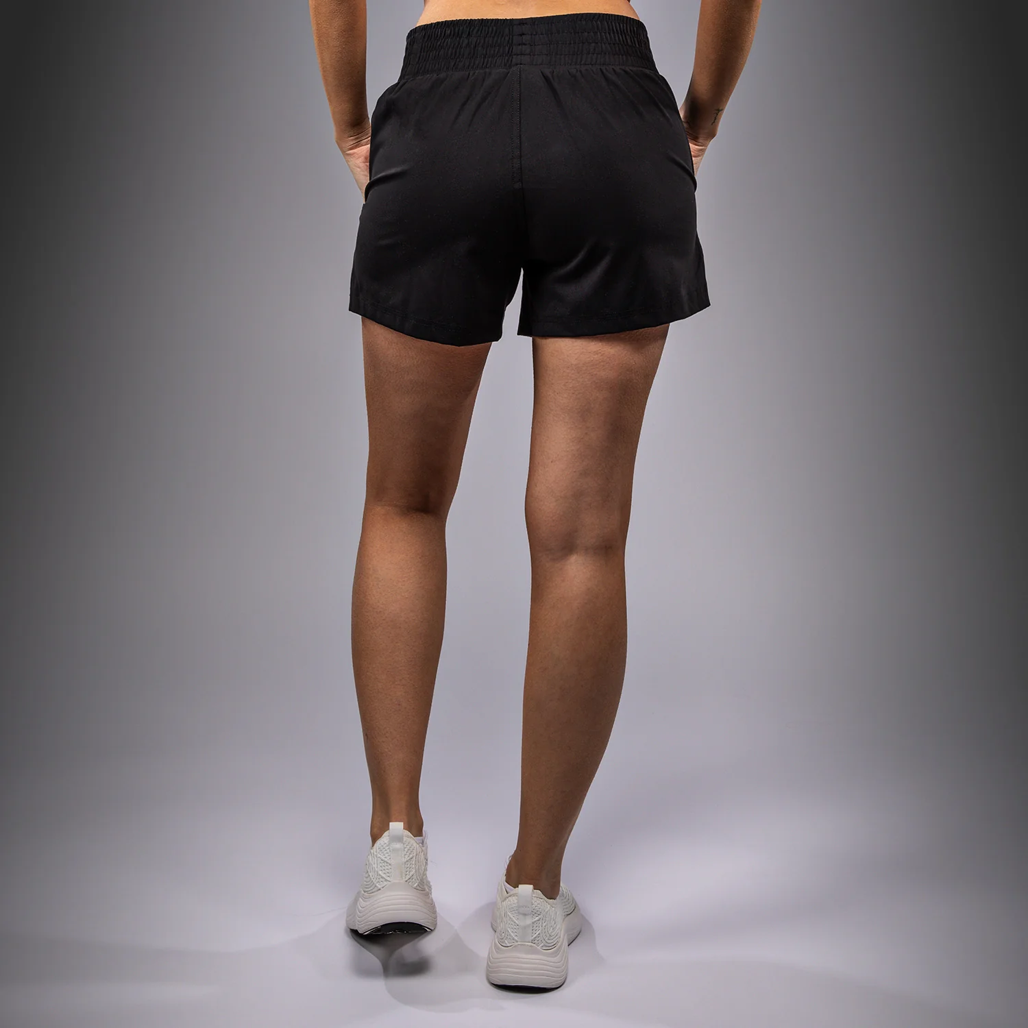 Venum Boxing Classic Damen Trainingsshorts - Schwarz - Image 3