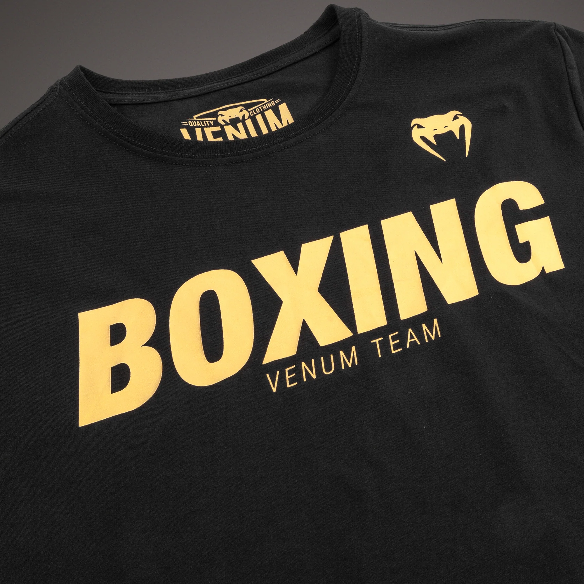 Venum Boxing VT T-Shirt - Schwarz/Gold - Image 5