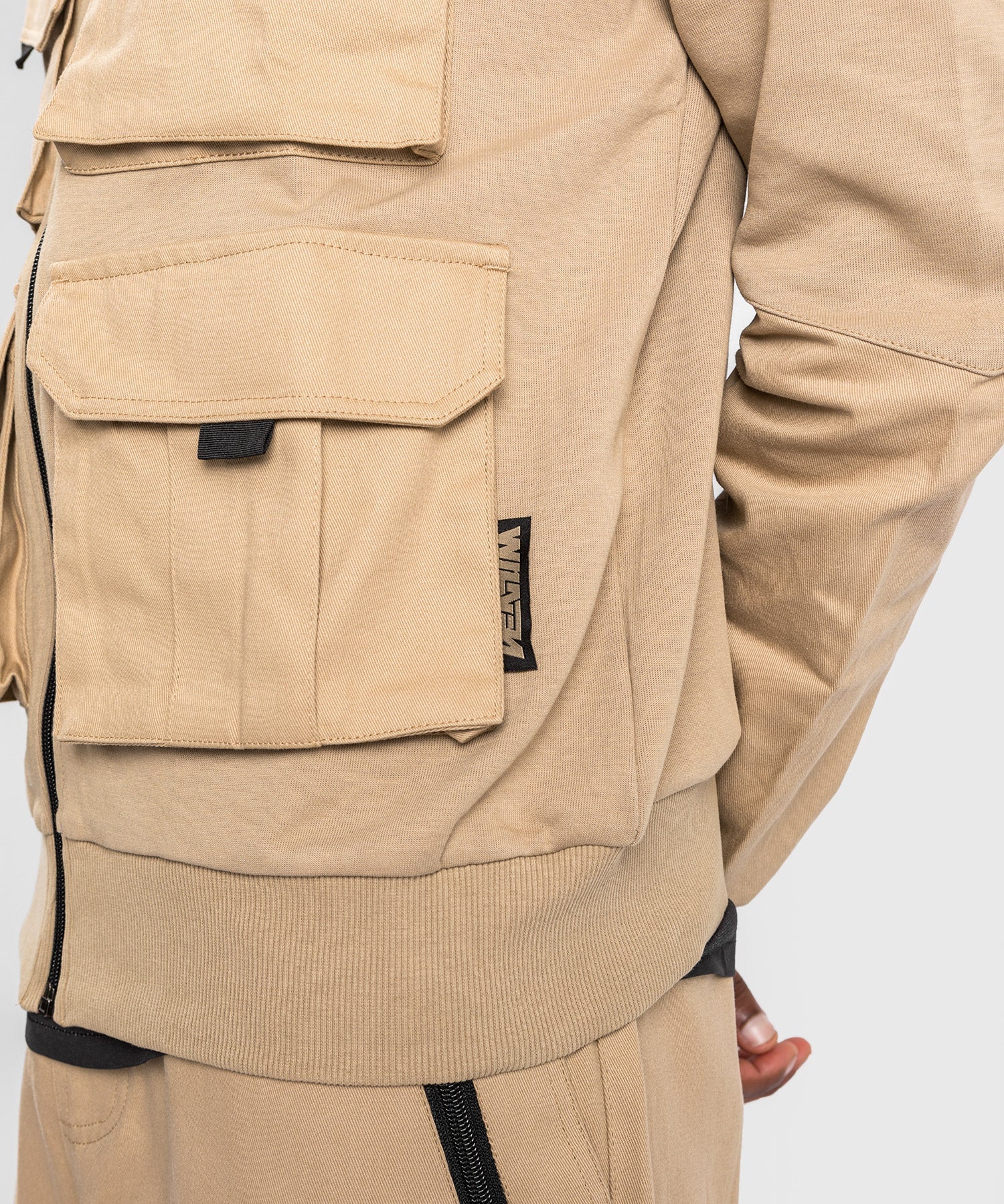 Venum Cargo Jacke mit Reißverschluss - Sand - Image 6