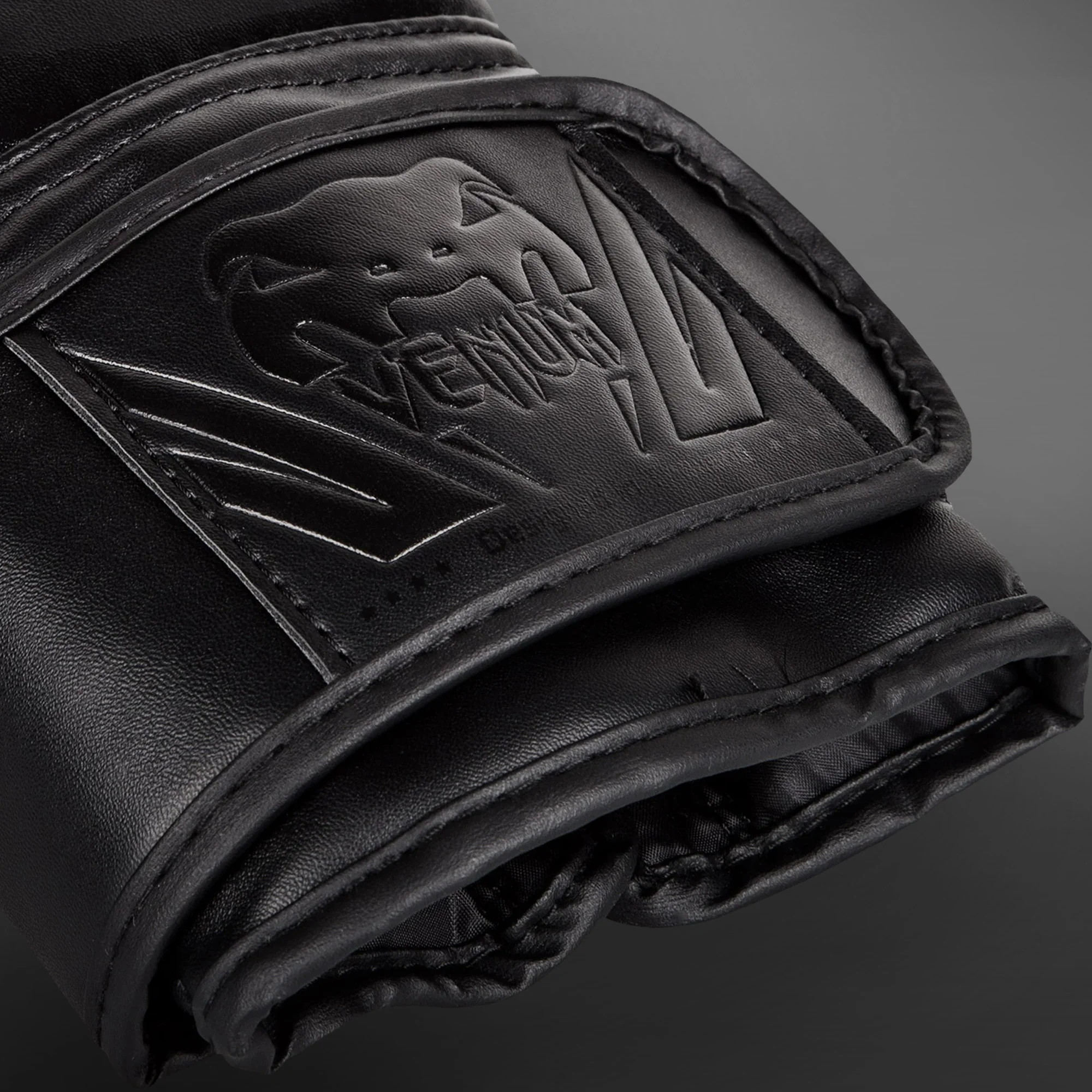 Venum Challenger 2.0 Boxhandschuhe - Schwarz/Schwarz - Image 3
