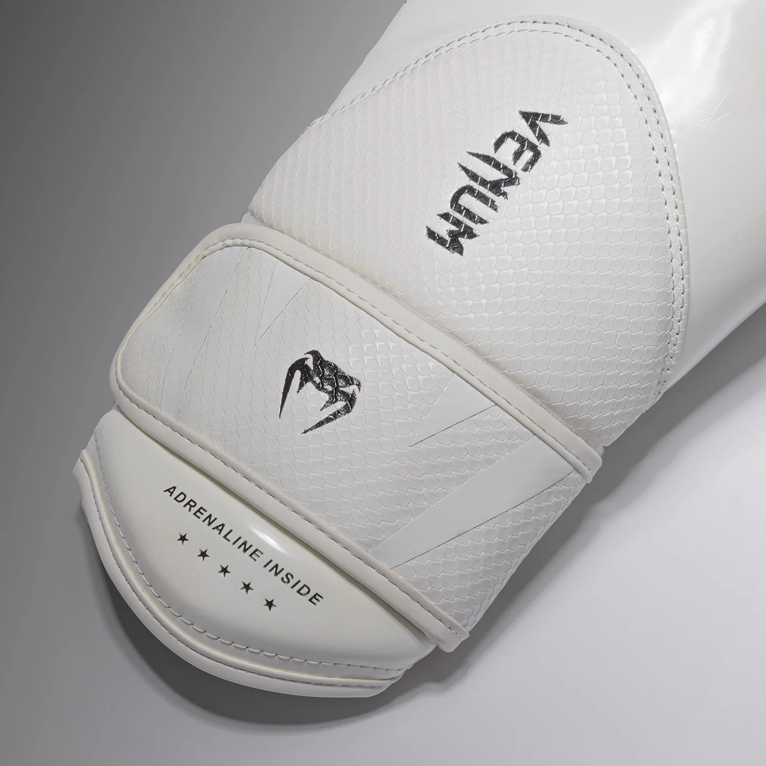 Venum Challenger 4.0 Scales Boxhandschuhe – Elfenbein - Image 4