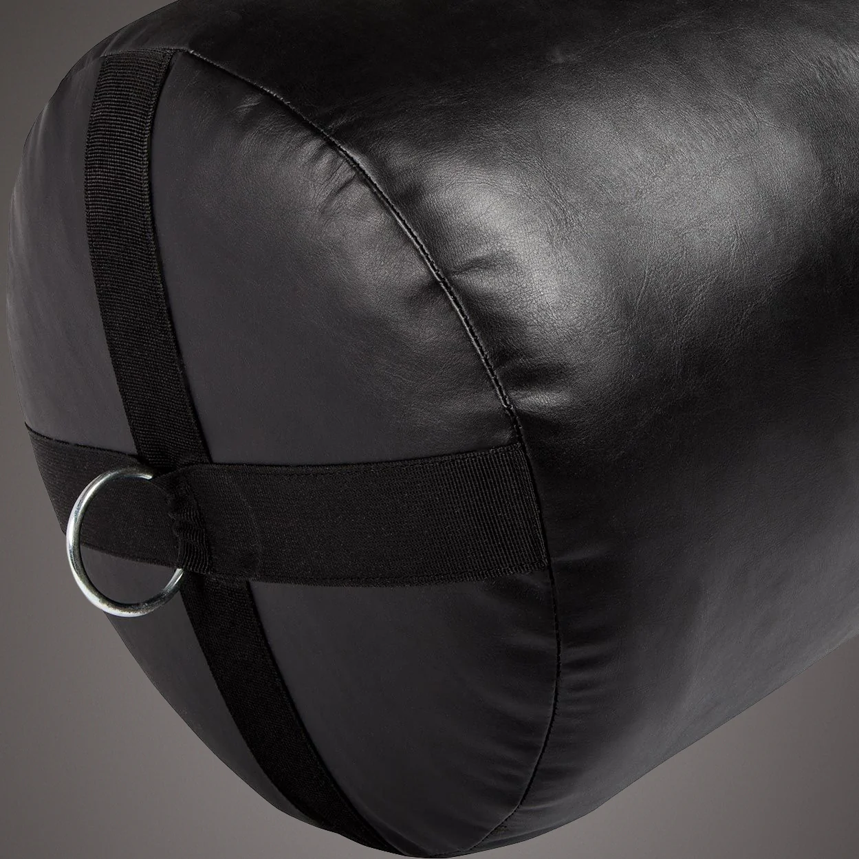 Venum Challenger Boxsack + Deckenhaken - Schwarz/Weiß - 130 cm - Gefüllt - Image 5