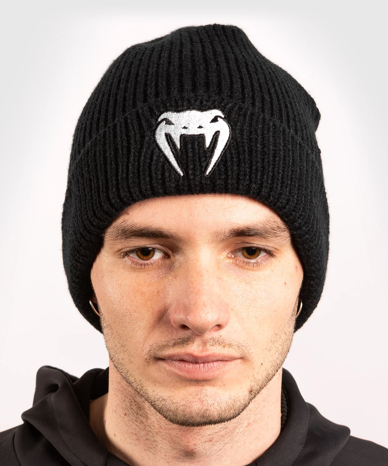 Venum Classic Beanie - Schwarz/Weiß - Image 3