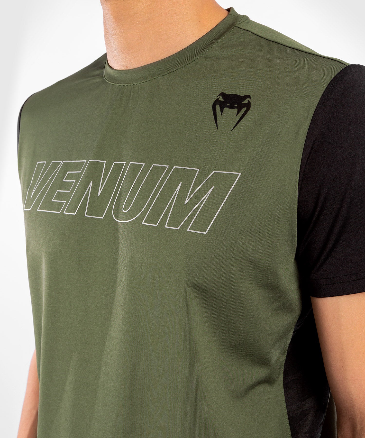 Venum CLASSIC EVO Dry-Tech T-Shirt - Khaki/Silber - Image 5