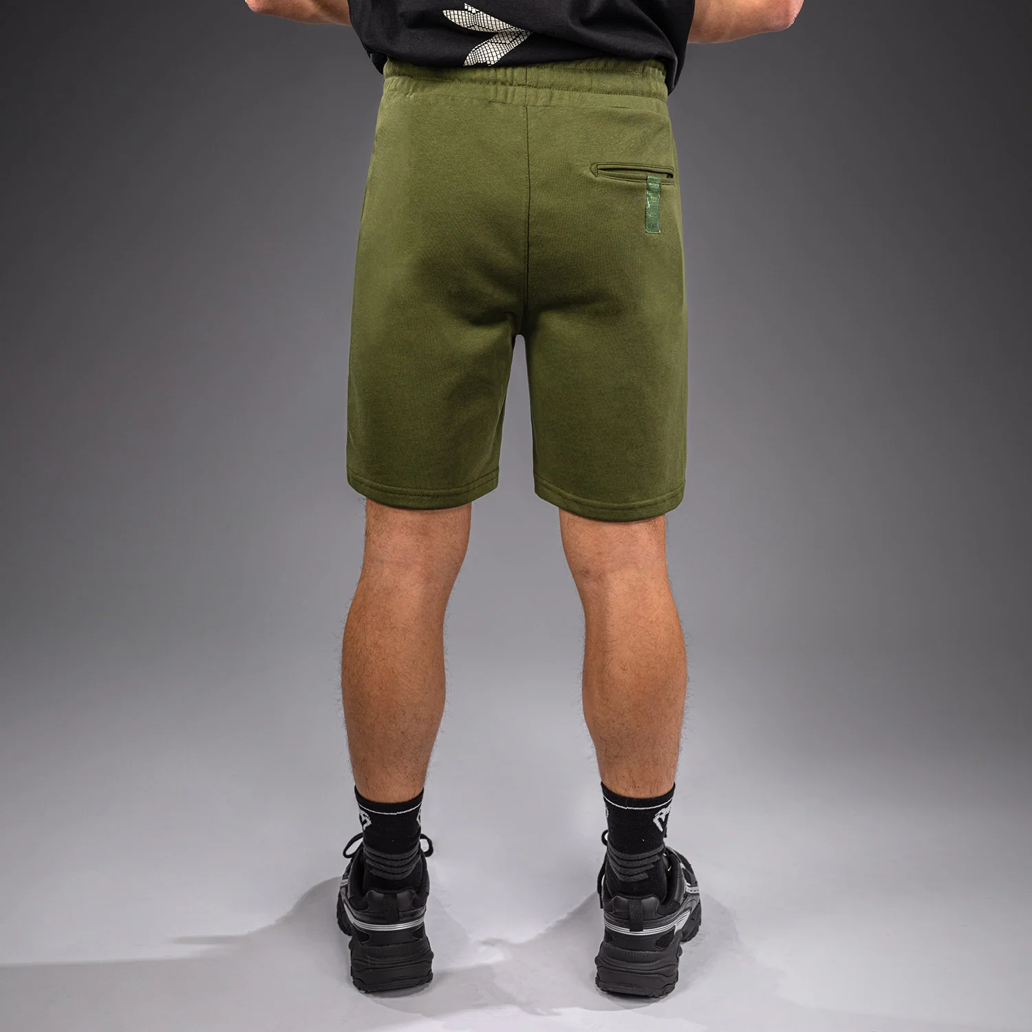Venum Classic Fleece Shorts aus Baumwolle – Khaki - Image 4