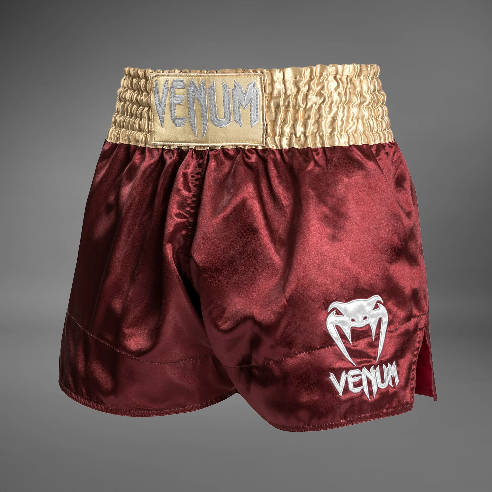 Venum Classic Muay Thai Shorts - Burgund/Gold/Weiß - Image 3