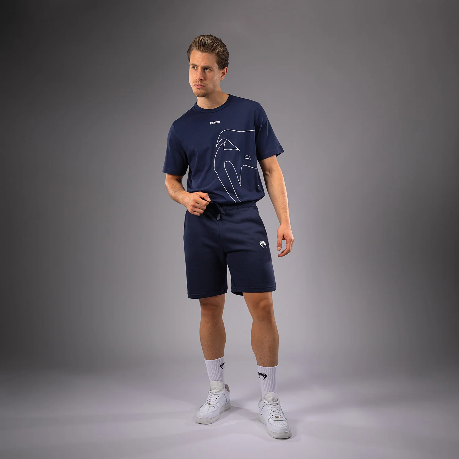Venum Classic Shorts - Marineblau - Image 4