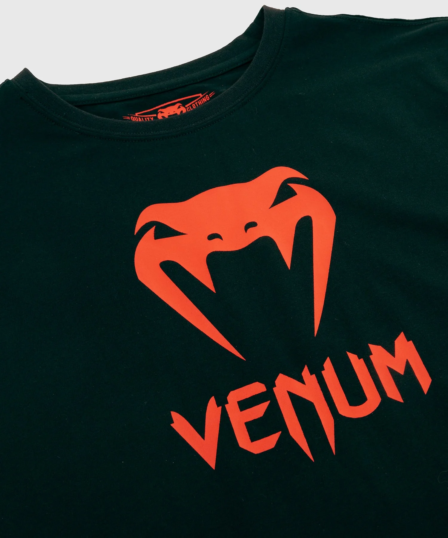 Venum Classic -T-Shirt - Schwarz/Rot - Image 4