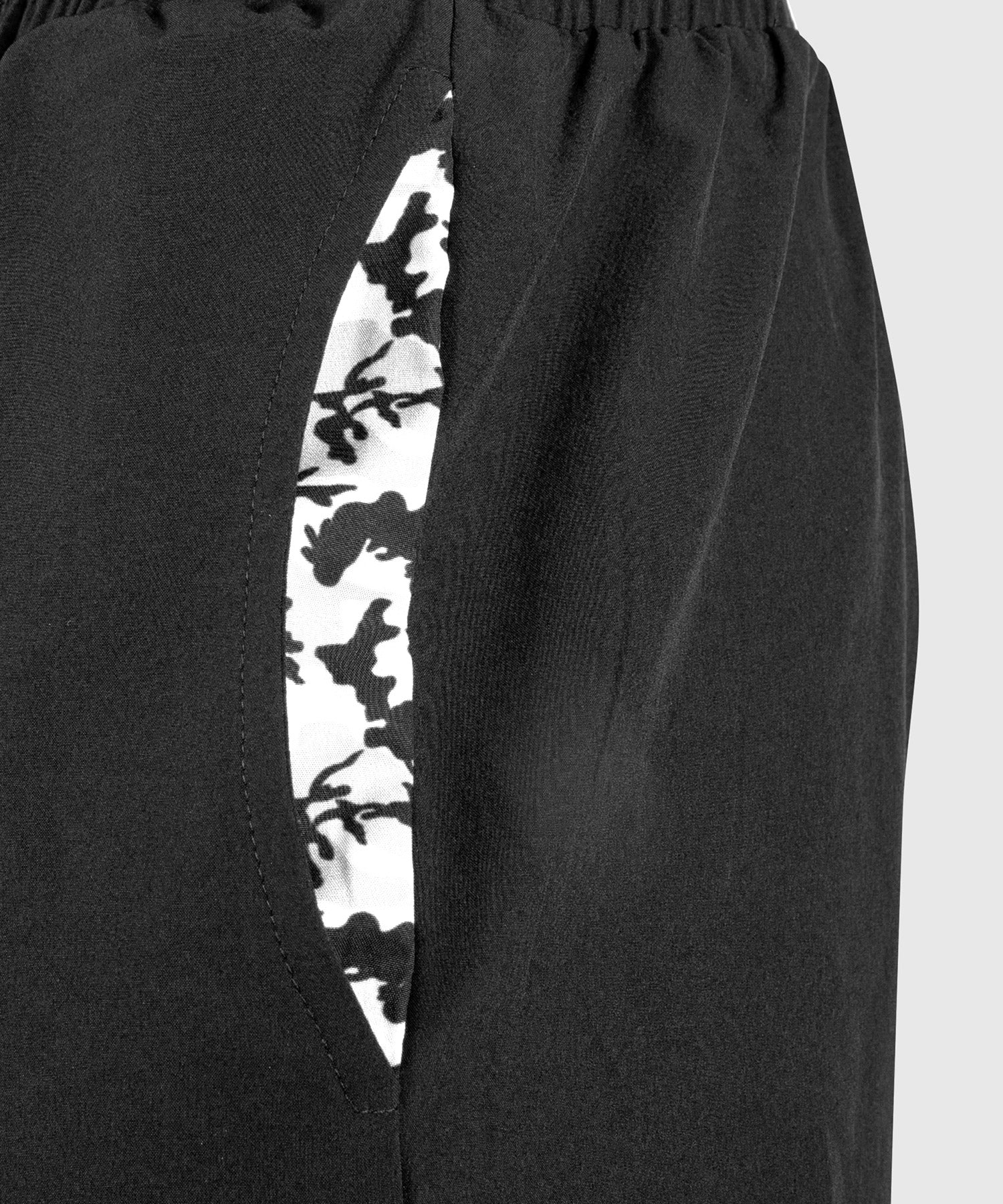 Venum Classic-Trainingsshorts - Schwarz/Weiß - Image 7