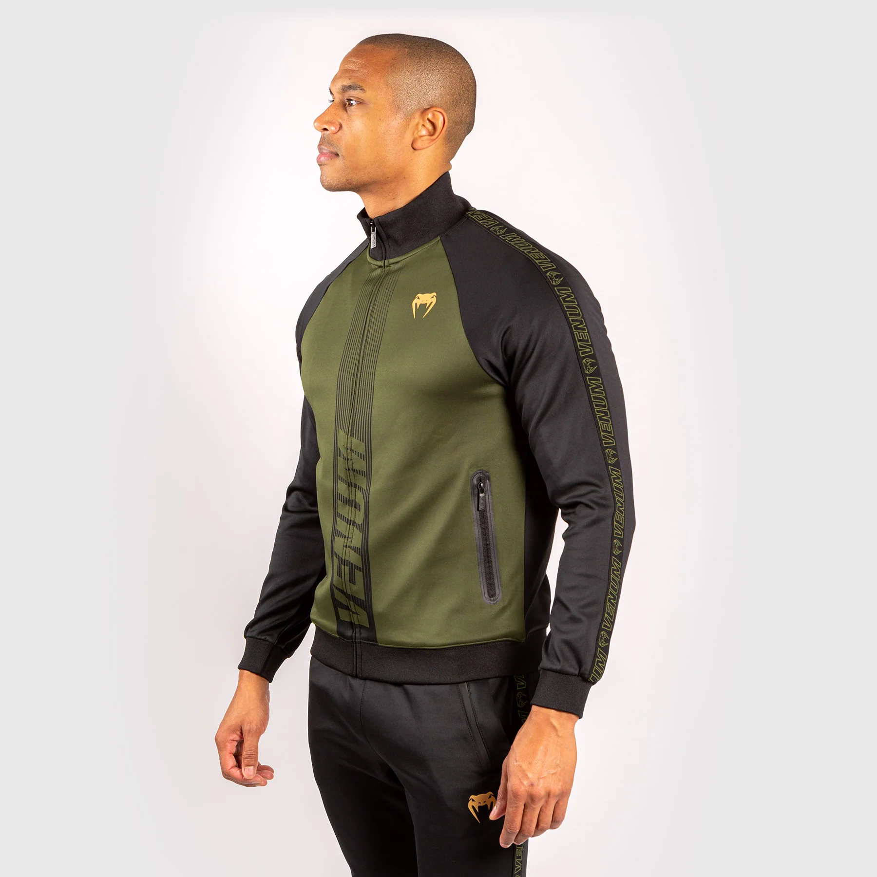 Venum Club 212 Track Jacket - Khaki/Schwarz - Image 2