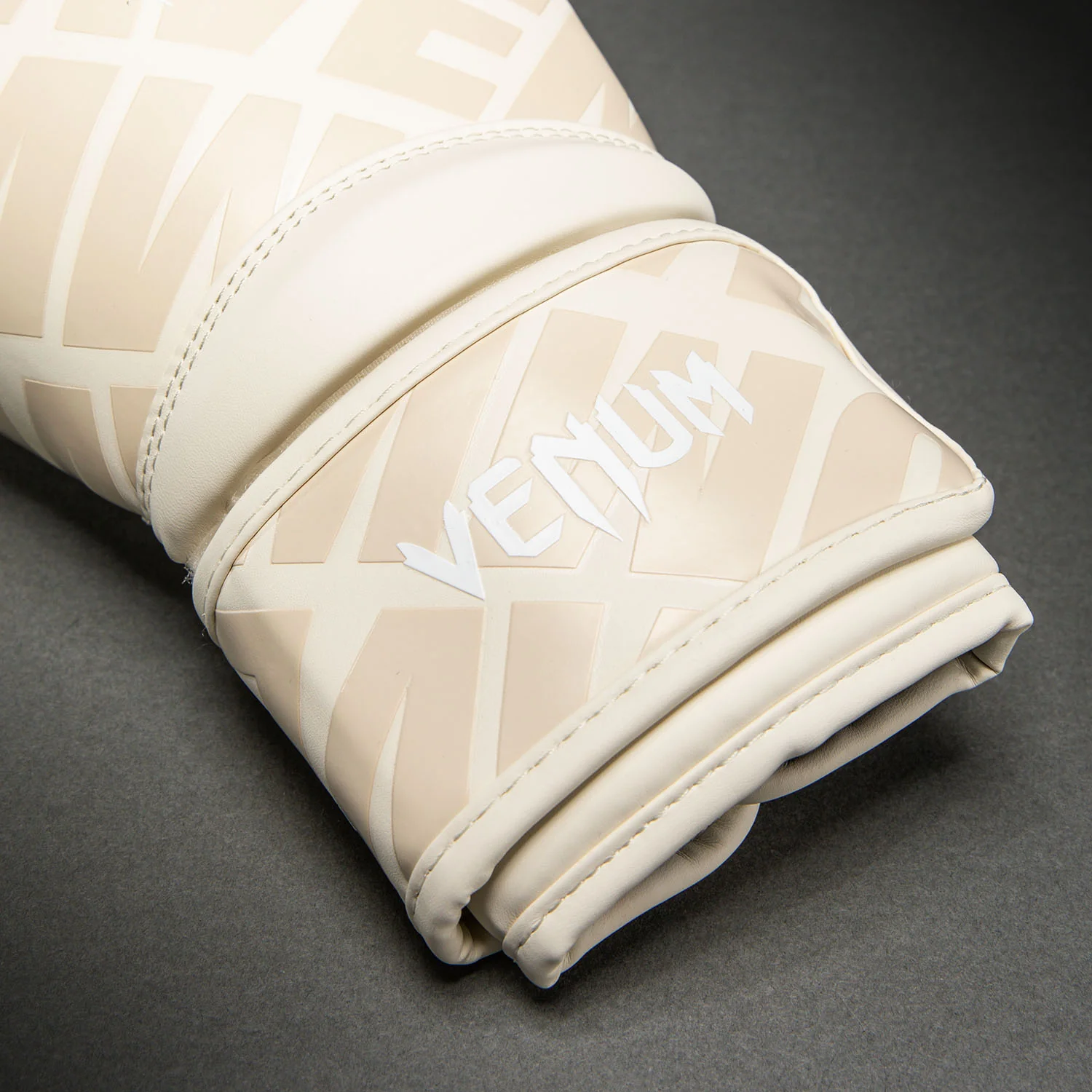 Venum Contender 1.5 XT 3D Boxhandschuhe – Elfenbein - Image 3