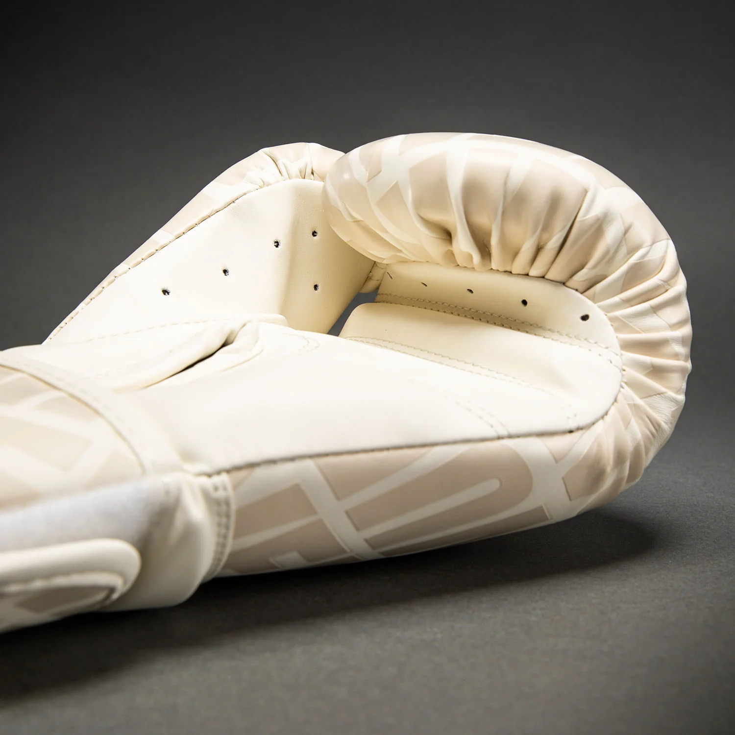 Venum Contender 1.5 XT 3D Boxhandschuhe – Elfenbein - Image 4