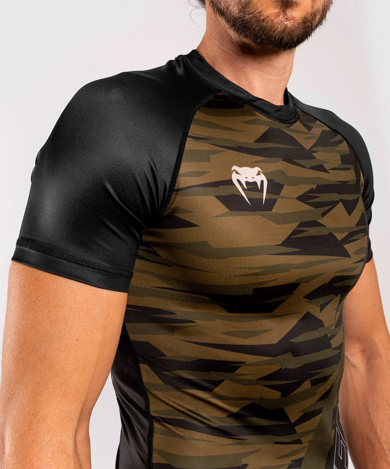 Venum Contender 5.0 Rashguard - Kurze Ärmel - Khaki Camo - Image 7