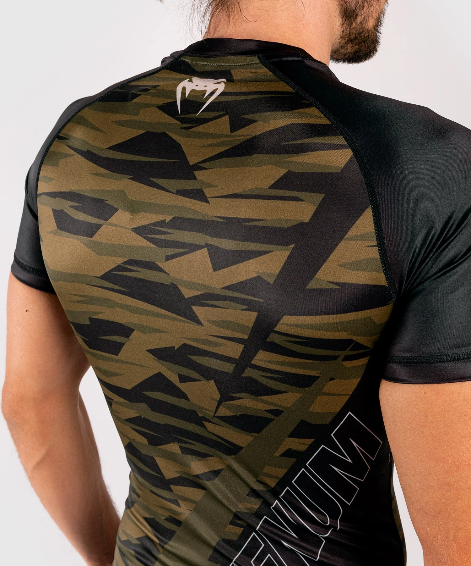 Venum Contender 5.0 Rashguard - Kurze Ärmel - Khaki Camo - Image 8