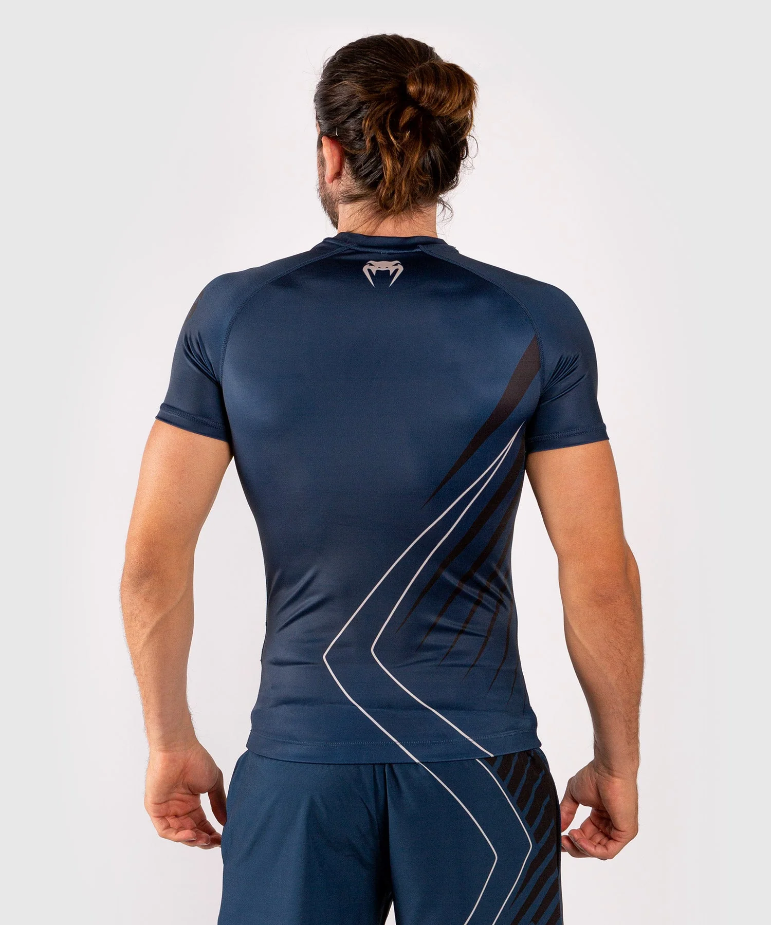 Venum Contender 5.0 Rashguard - Kurze Ärmel - Marineblau/sand - Image 4