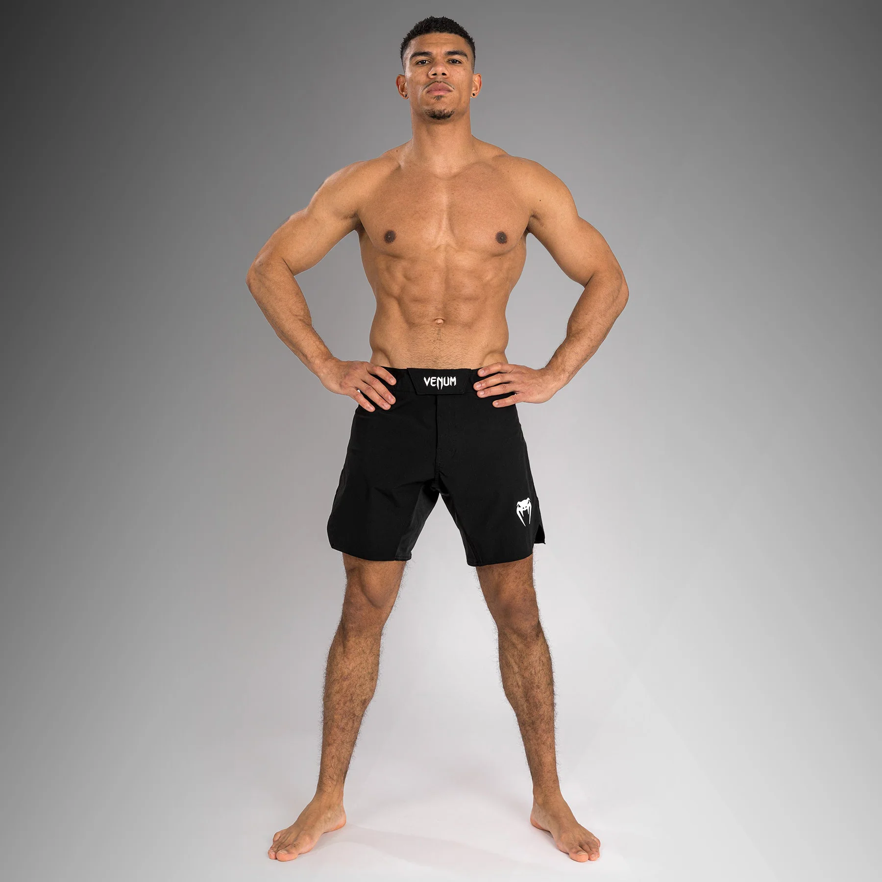 Venum Contender Fight Shorts für Männer - Schwarz/Weiß - Image 2