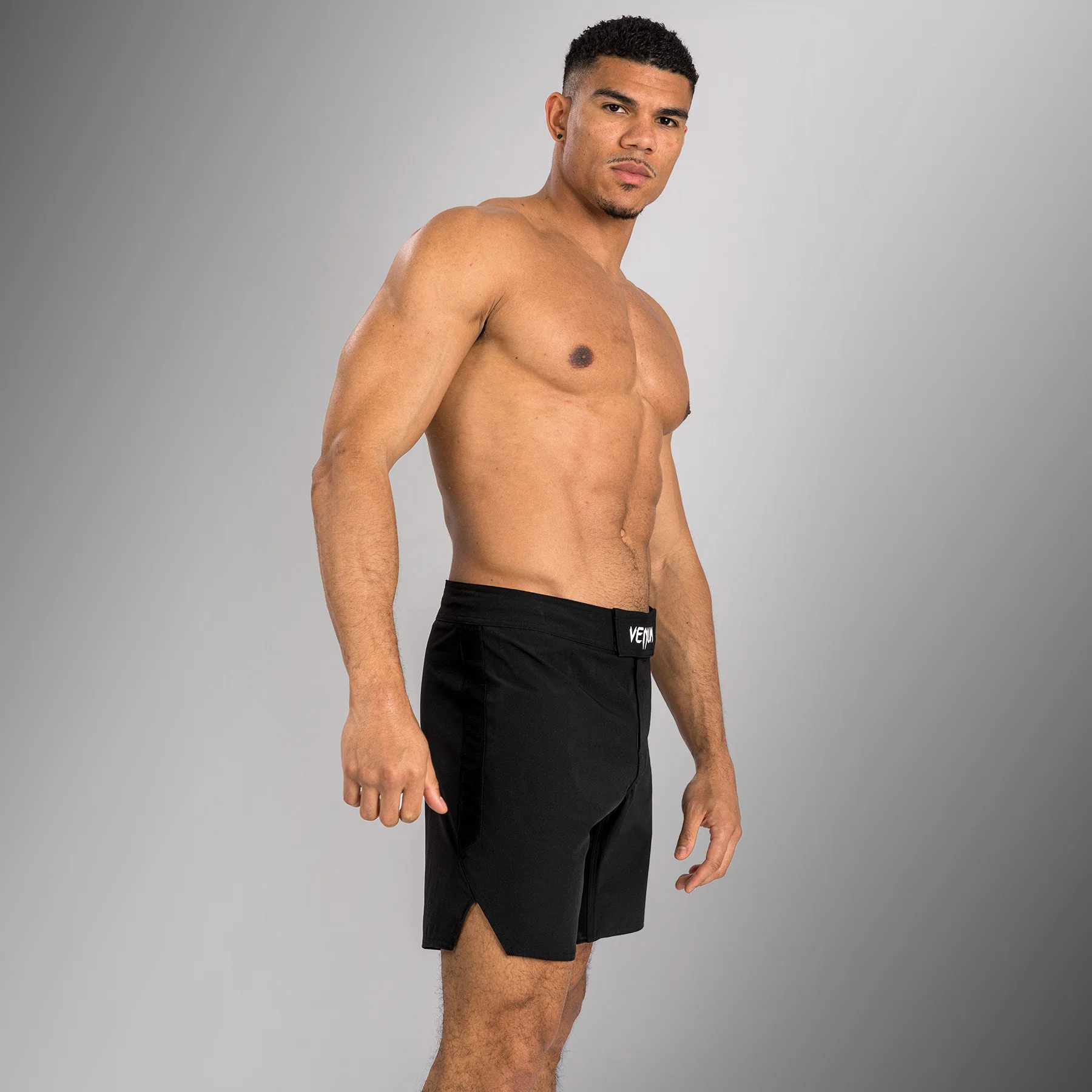 Venum Contender Fight Shorts für Männer - Schwarz/Weiß - Image 4