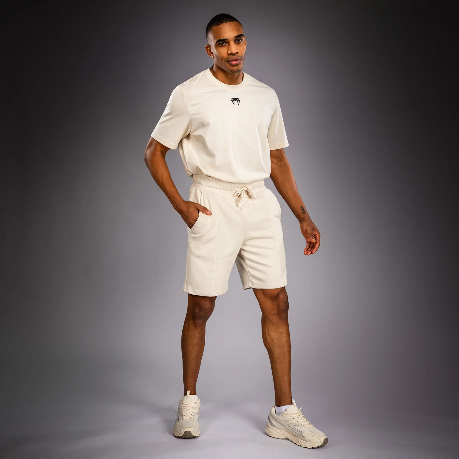 Venum Contender Fleece Shorts aus Baumwolle – Cremeweiß - Image 3
