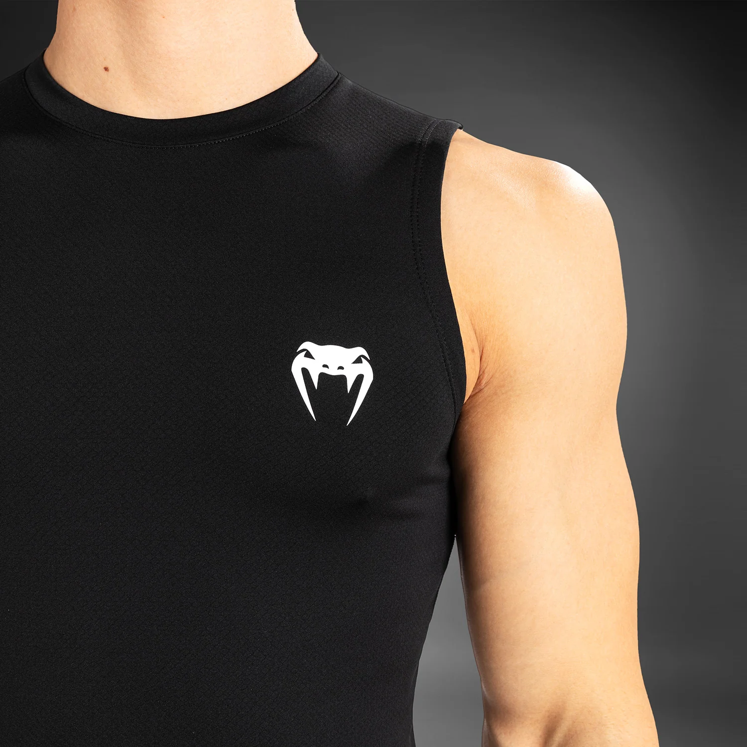 Venum Contender Herren Ärmelloser Rashguard - Schwarz/Weiß - Image 6