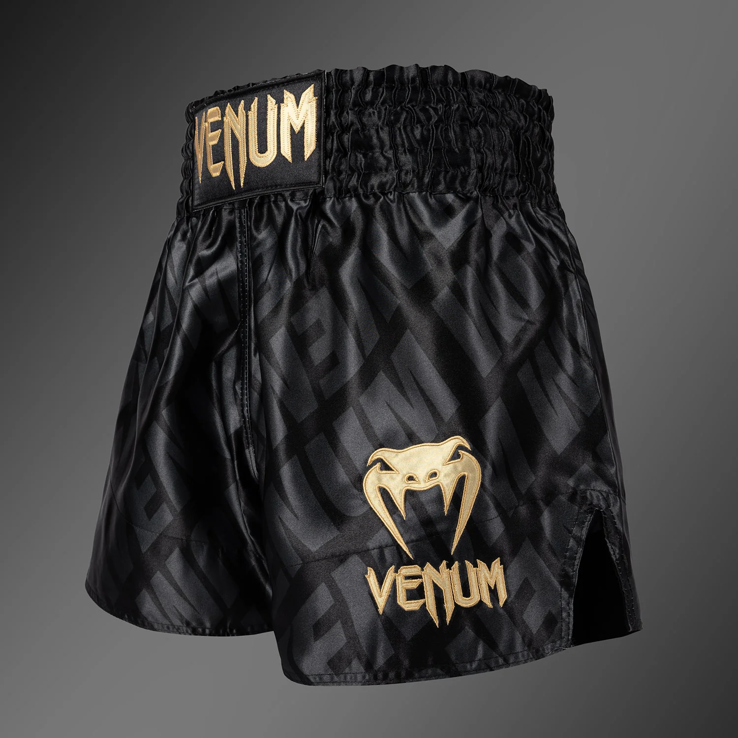 Venum Contender XT Muay Thai Shorts – Schwarz/Gold - Image 2