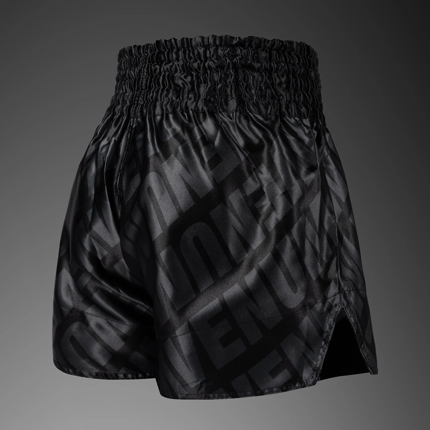Venum Contender XT Muay Thai Shorts – Schwarz/Gold - Image 3