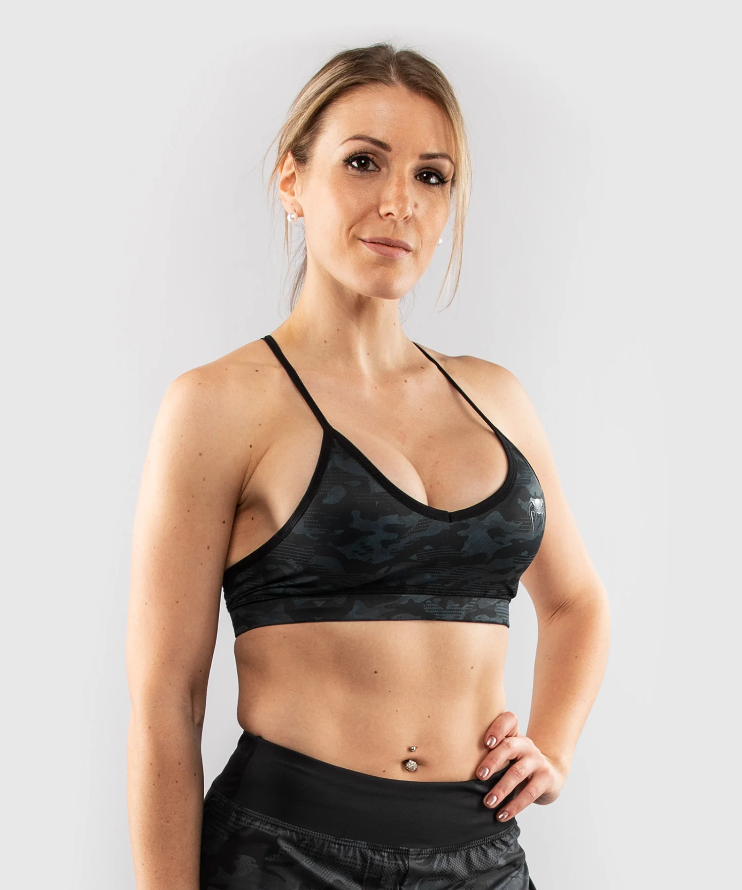 Venum Defender BHs - für Frauen - Schwarz/Schwarz - Image 2