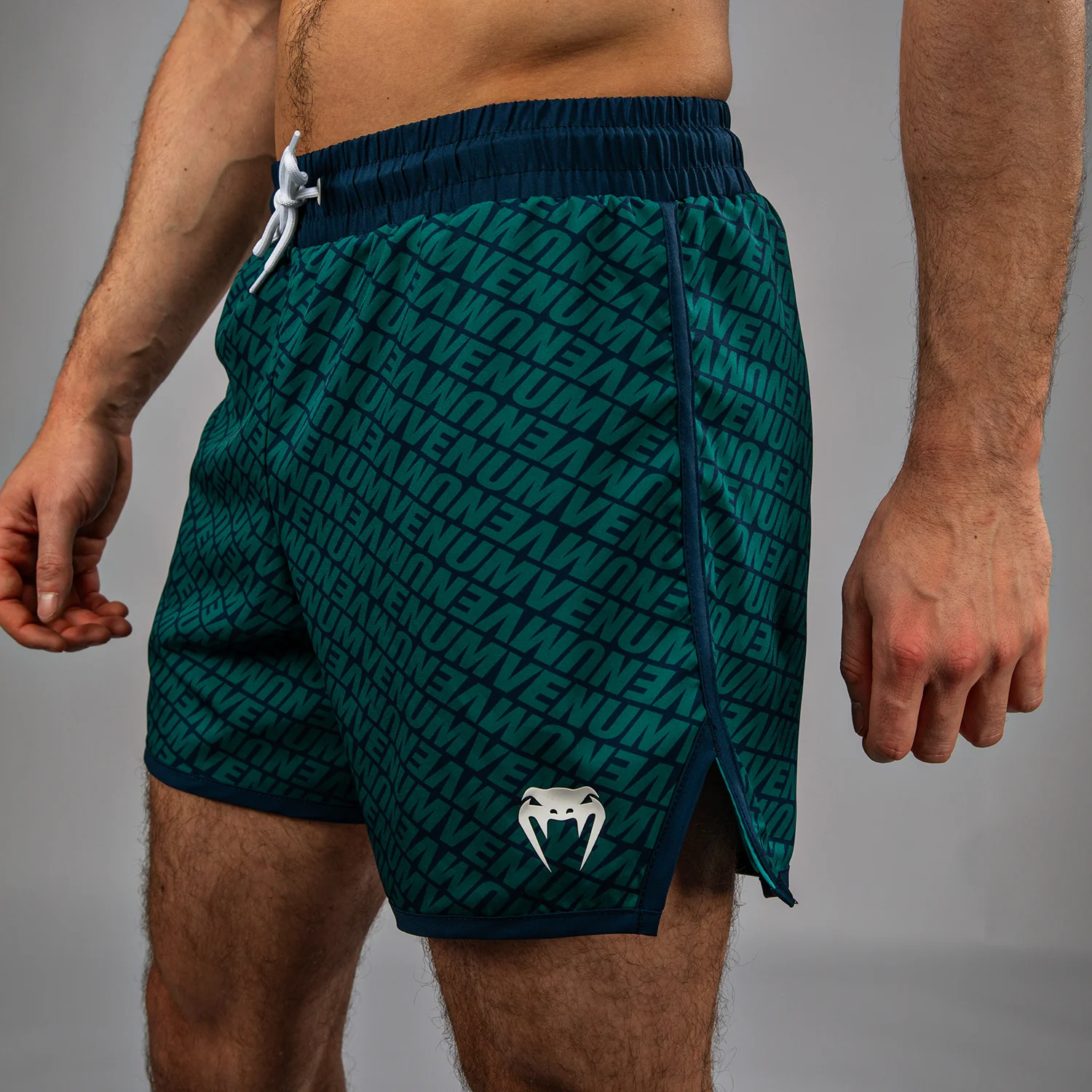 Venum Echo Boardshorts - Tiefsee Blau/Smargdgrün - Image 5