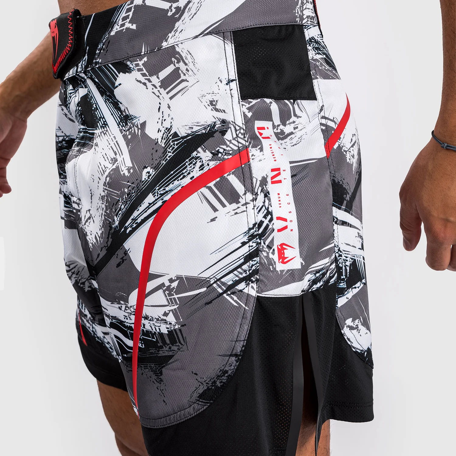 Venum Electron 3.0 Fight Shorts - Grau/Rot - Image 7